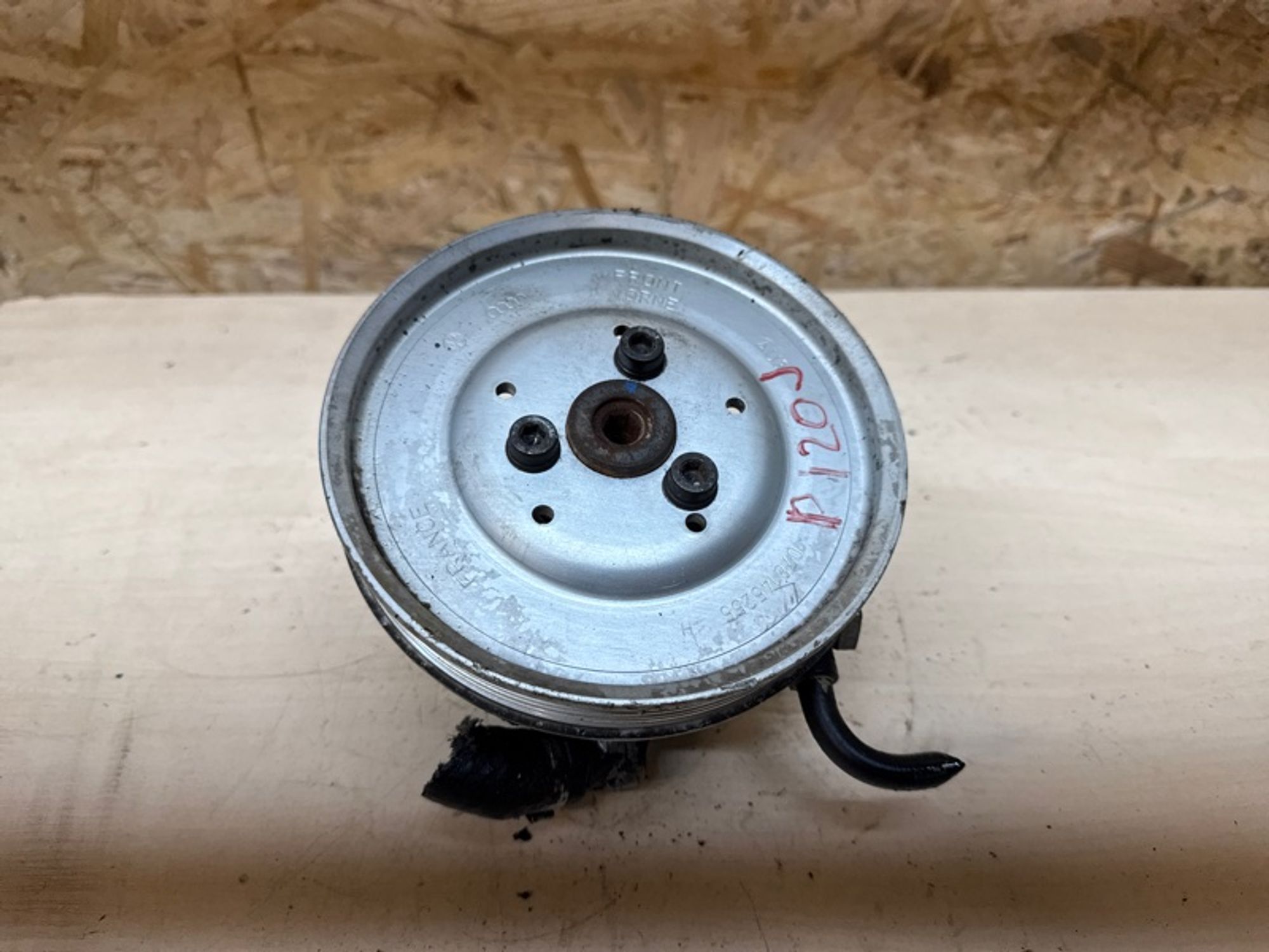 https://ycs.partsauto.market/partsauto-images/thmbs/5822255e6d2fcd0a961fb55335a0cf72/ce7652ced4cac72fa4643b3fa16454b3/da217e1e5f432b0fc11982301c3e39d0.jpg