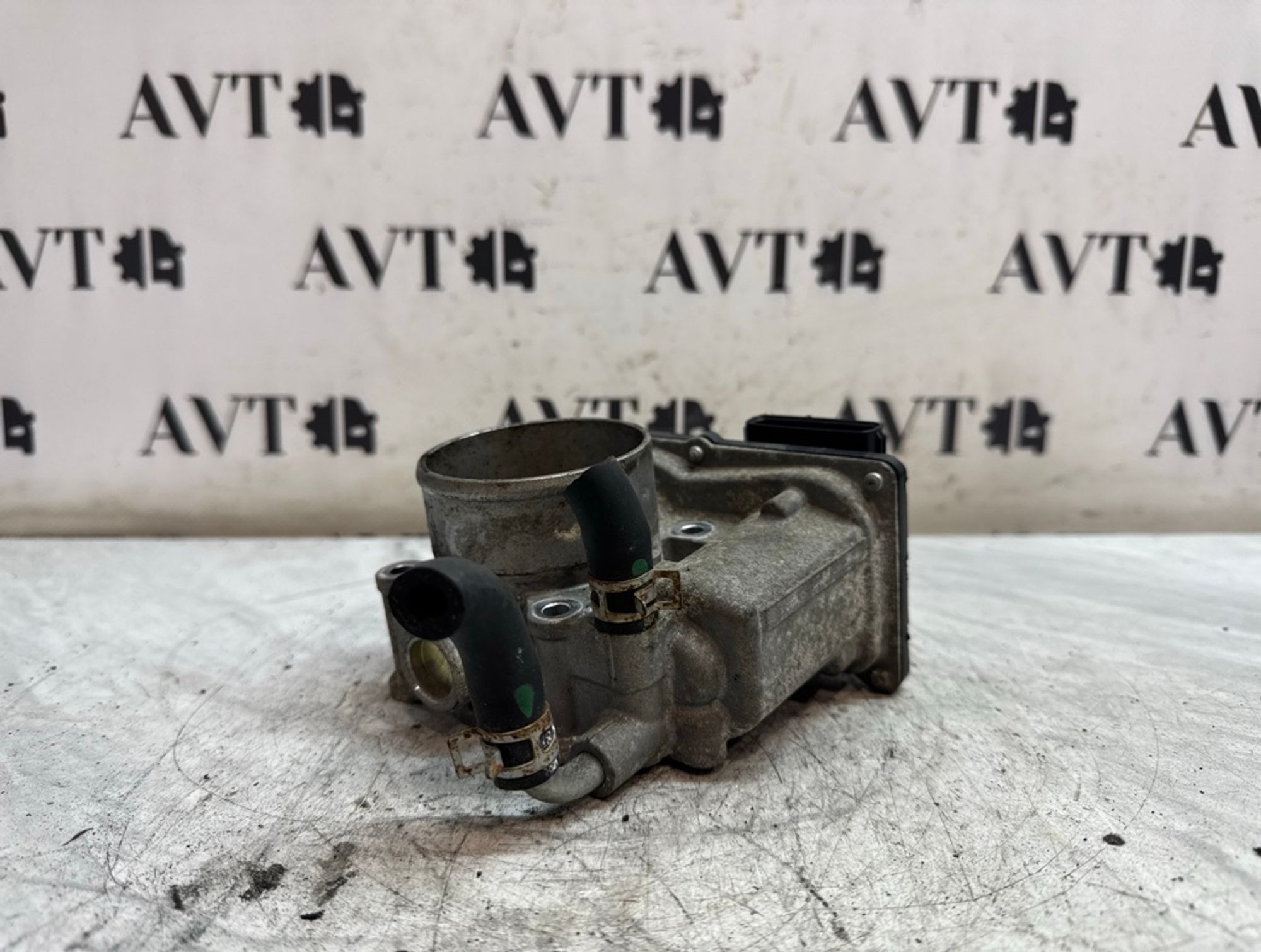 https://ycs.partsauto.market/partsauto-images/thmbs/5822255e6d2fcd0a961fb55335a0cf72/d1700204300394496cfe271a076dc228/81dab7c4e9aa476297fec5eb5f67531d.jpg