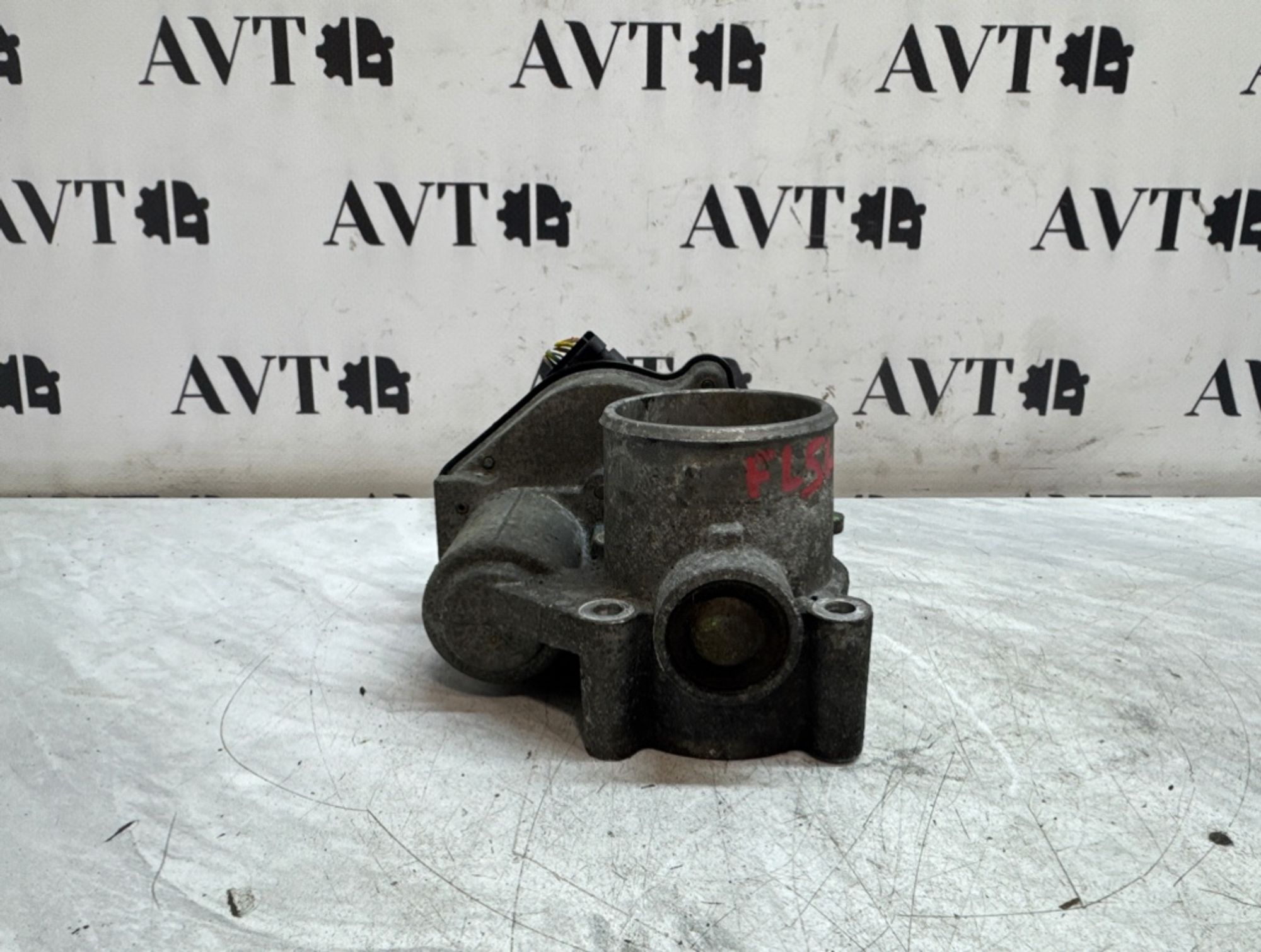 https://ycs.partsauto.market/partsauto-images/thmbs/5822255e6d2fcd0a961fb55335a0cf72/db1fb455043733a41832c2b96614cee3/2544e7db66786501bfd132357f4407eb.jpg