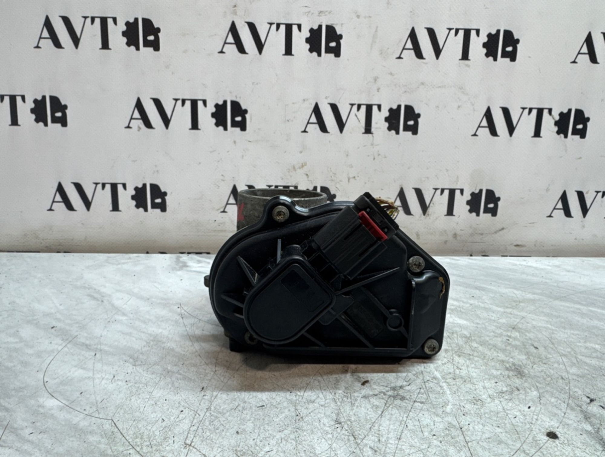 https://ycs.partsauto.market/partsauto-images/thmbs/5822255e6d2fcd0a961fb55335a0cf72/db1fb455043733a41832c2b96614cee3/950c68a47433555820b7b66073a6ab71.jpg
