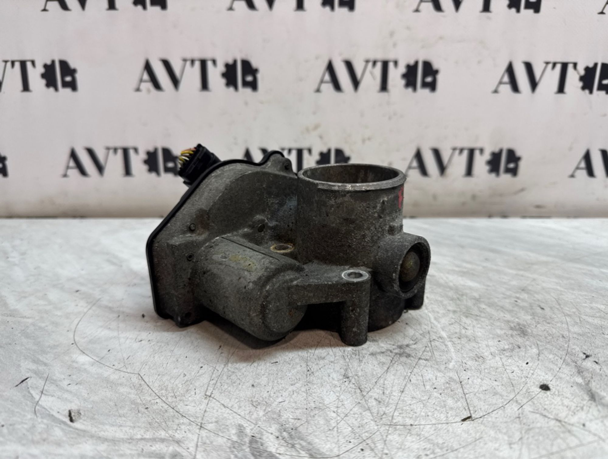 https://ycs.partsauto.market/partsauto-images/thmbs/5822255e6d2fcd0a961fb55335a0cf72/db1fb455043733a41832c2b96614cee3/f2dce96d9047aefba72e1722d5ee213f.jpg