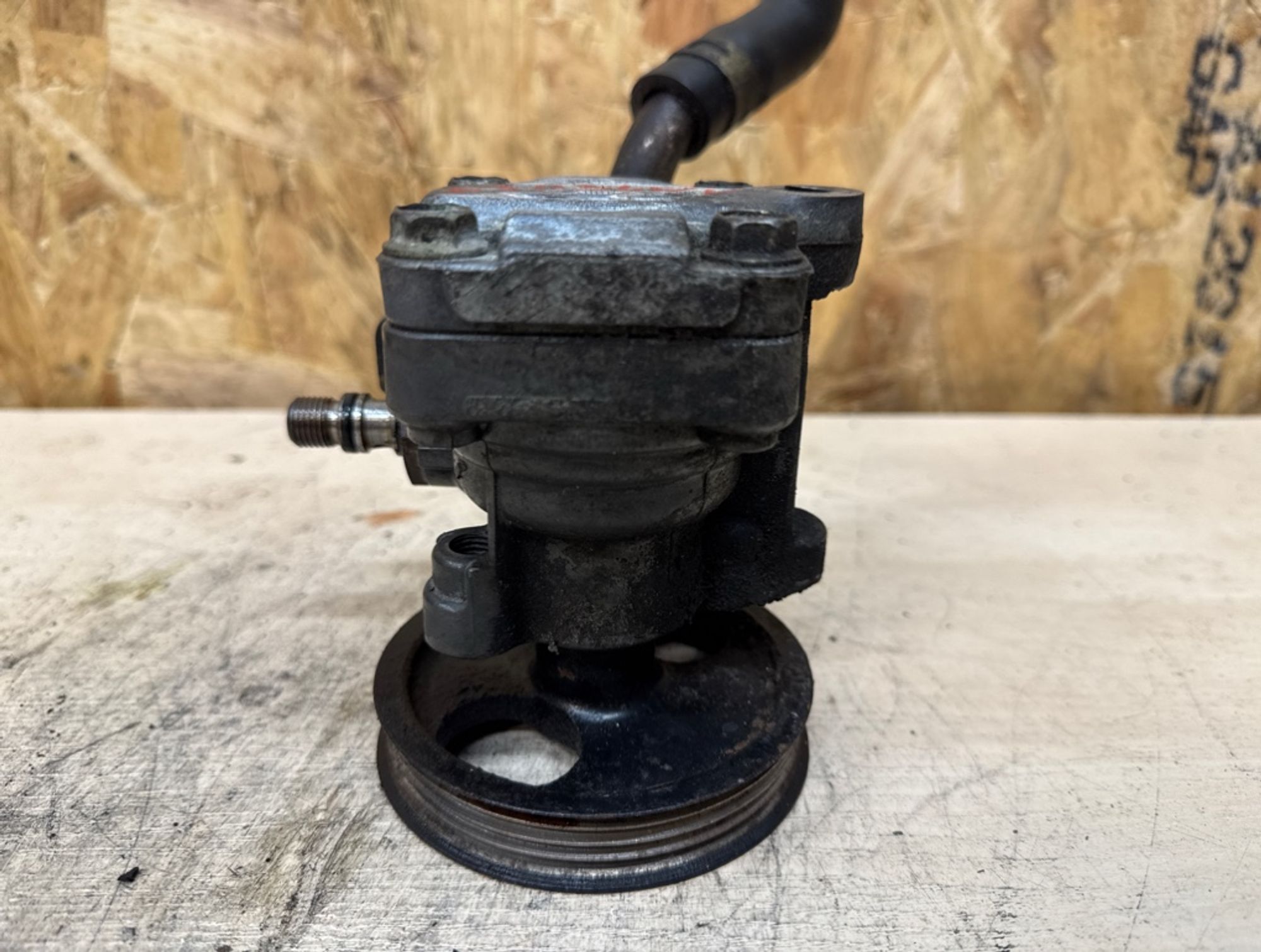 https://ycs.partsauto.market/partsauto-images/thmbs/5822255e6d2fcd0a961fb55335a0cf72/fc8b0dfa0a4256d70760a74c745813ad/56ecbd53a2289887994d2e32266046e8.jpg