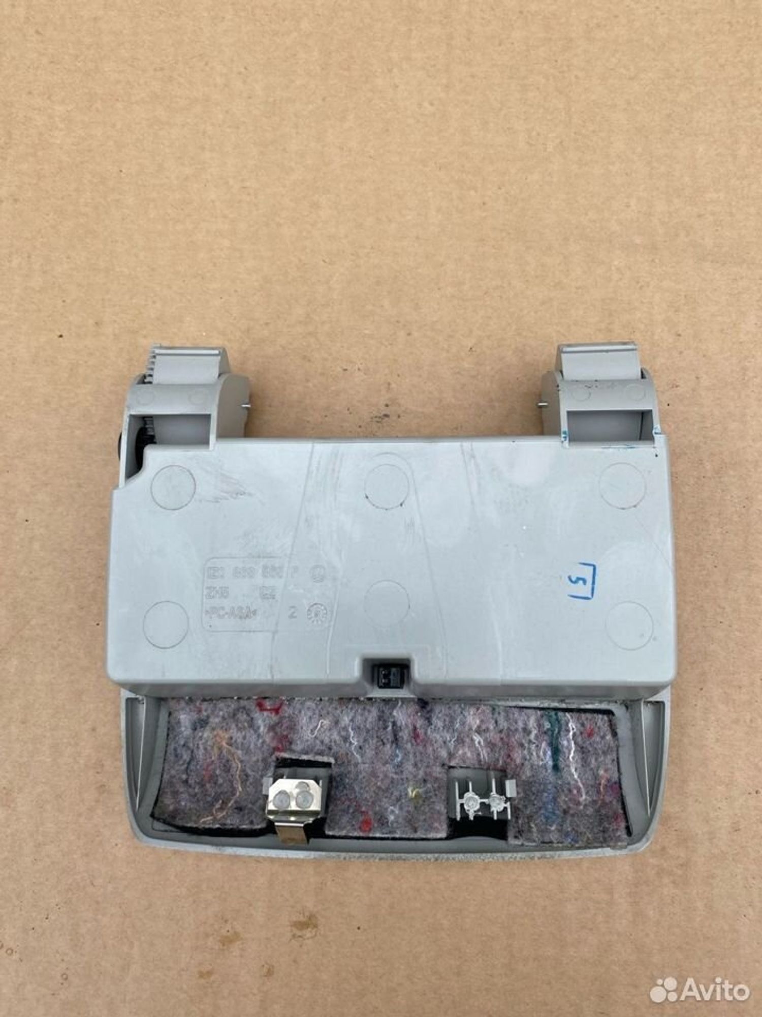 https://ycs.partsauto.market/partsauto-images/thmbs/6159eaeefb82bc934c2c91beb06c303d/379eeaf7c4943357f8b13335b1bfc7ee/b89f9269edf6b097f43f407b4b0d603e.jpg