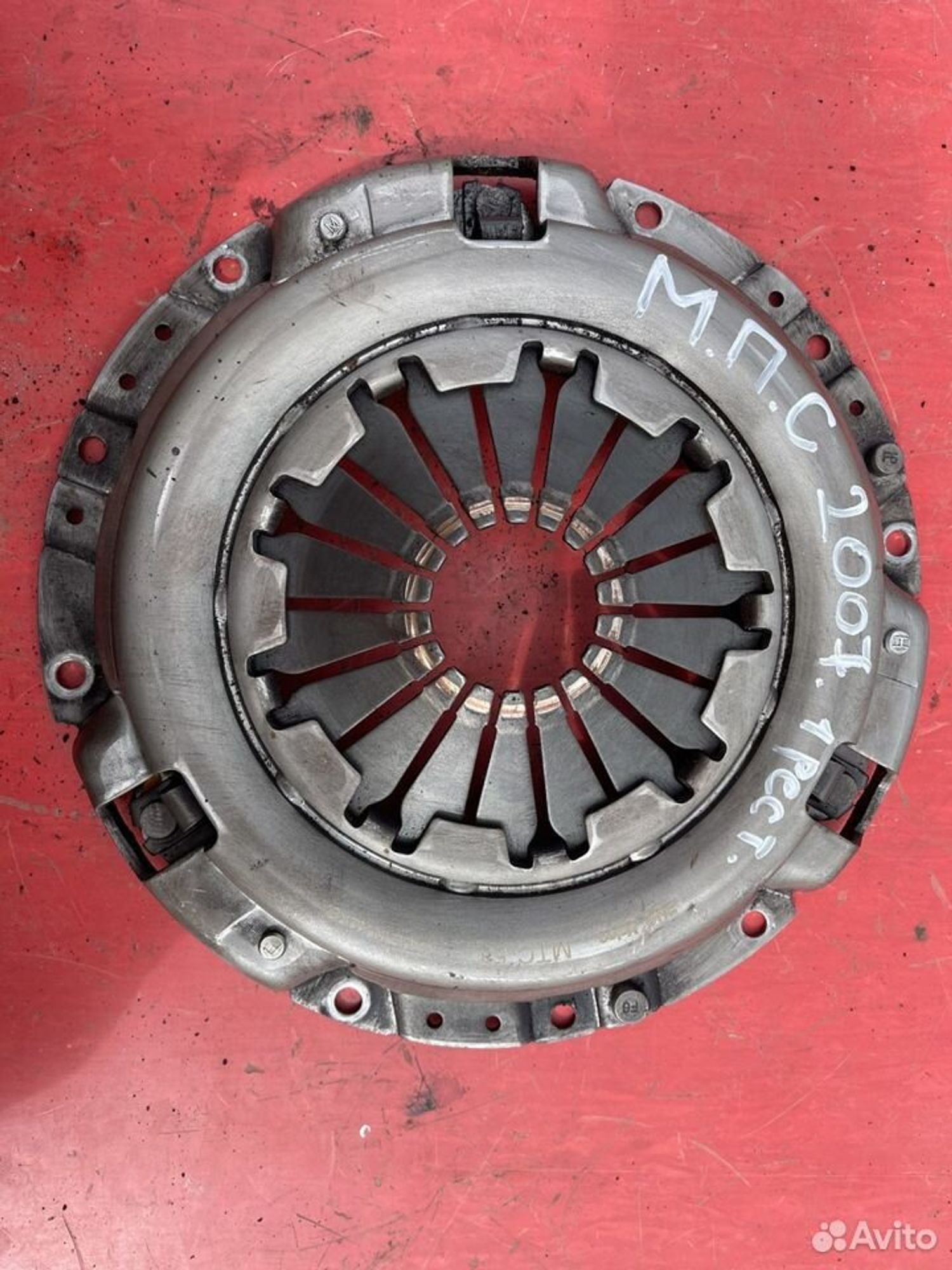https://ycs.partsauto.market/partsauto-images/thmbs/7493bedda53ffbba18042670cc6fed05/308c69b7590f46d9b3a171019f25adb4/724123d729001caa48d92e0188f57f6b.jpg