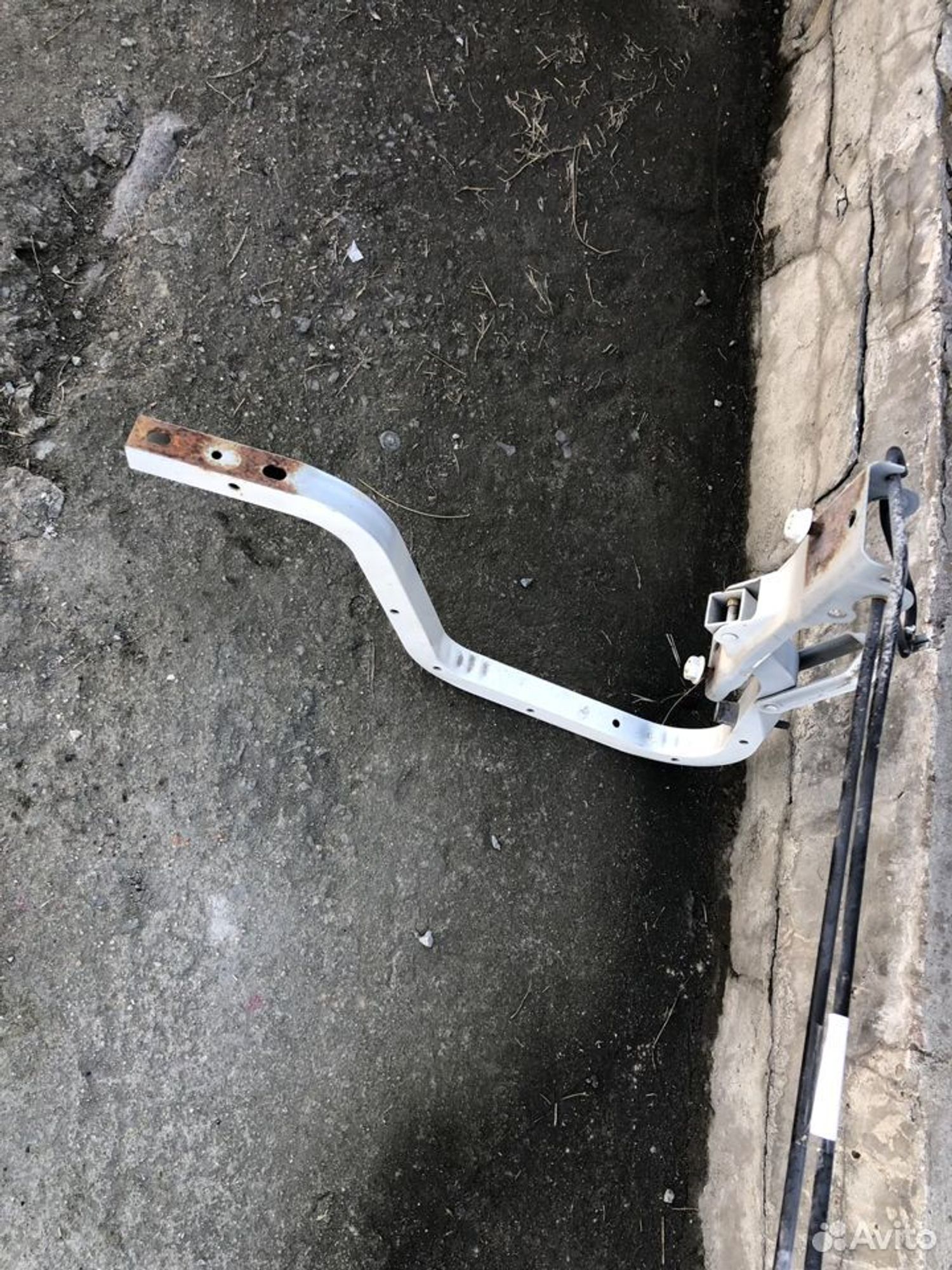 Петли крышки багажника Мазад 6 13-19, 5000 рублей, Челябинск