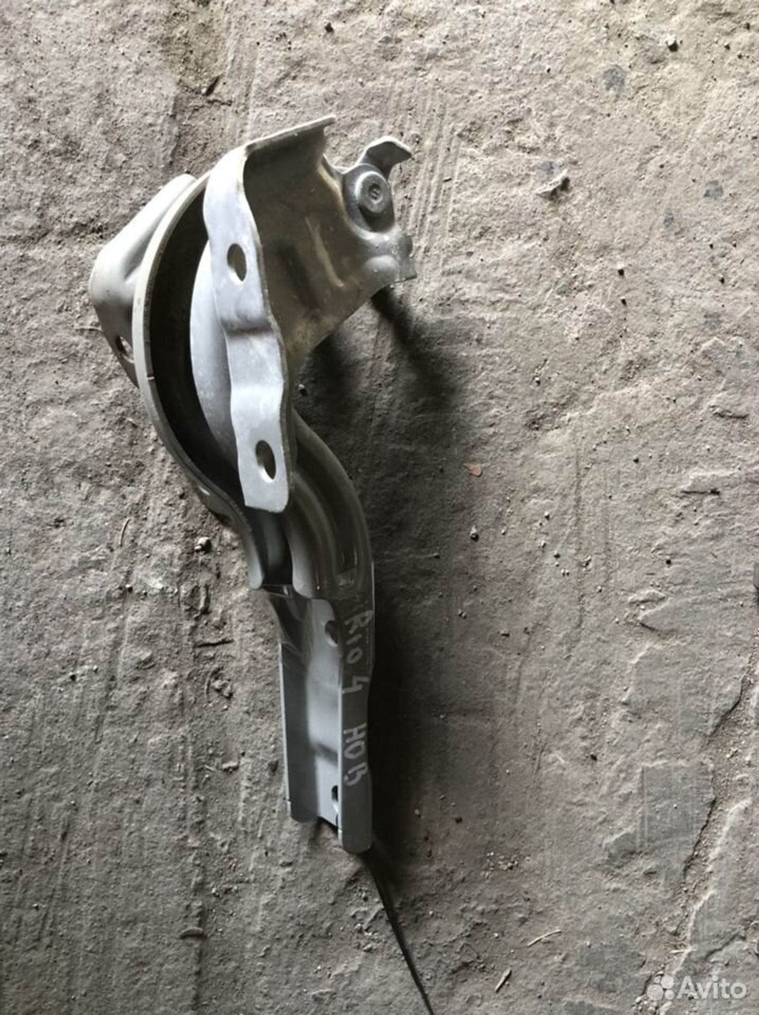 Петли капота Kia Rio FB 2017-н/в новые, 2500 рублей, Челябинск