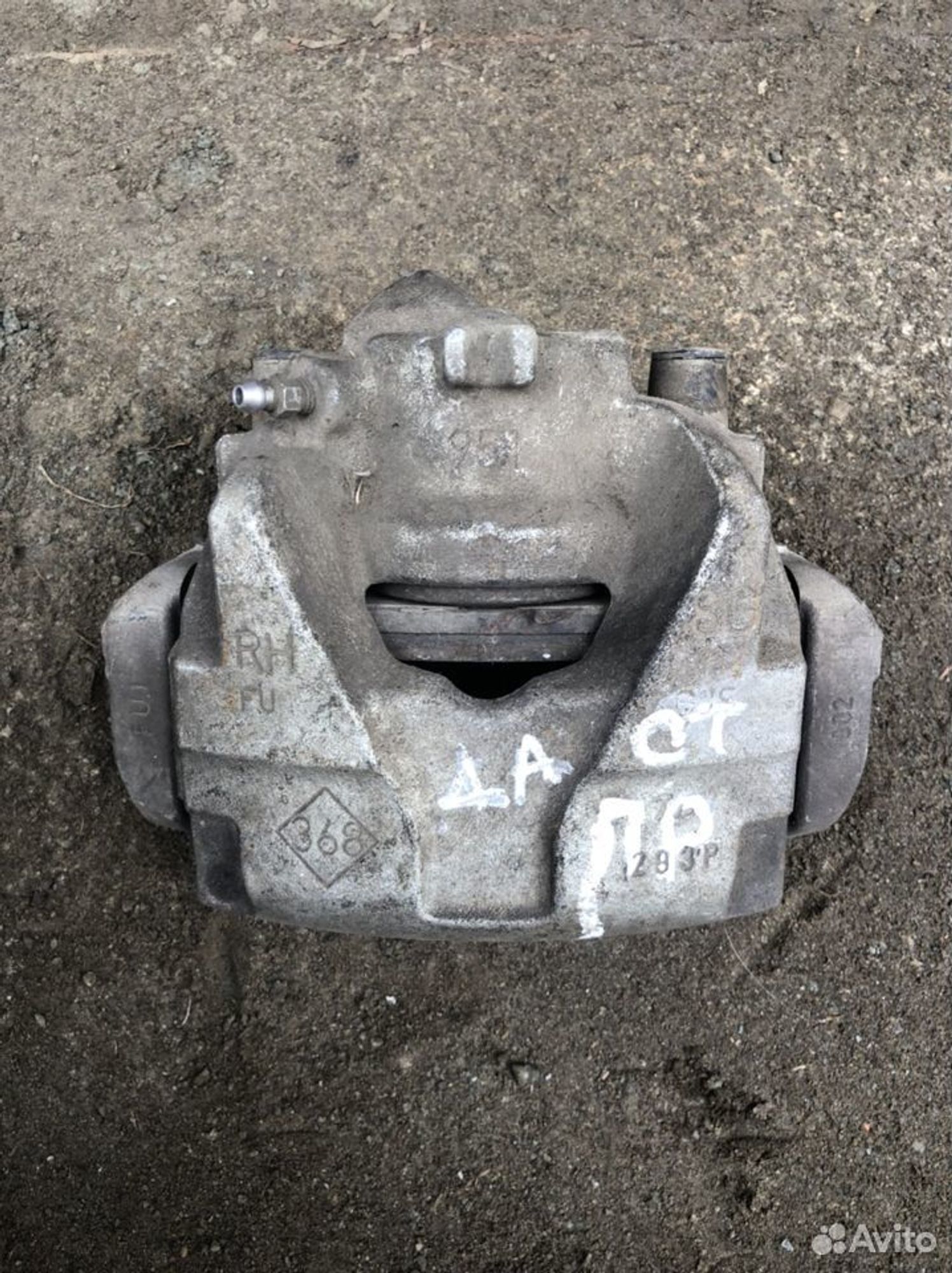 Суппорт тормозной передний правый Рено Дастер, 2500 рублей, Челябинск