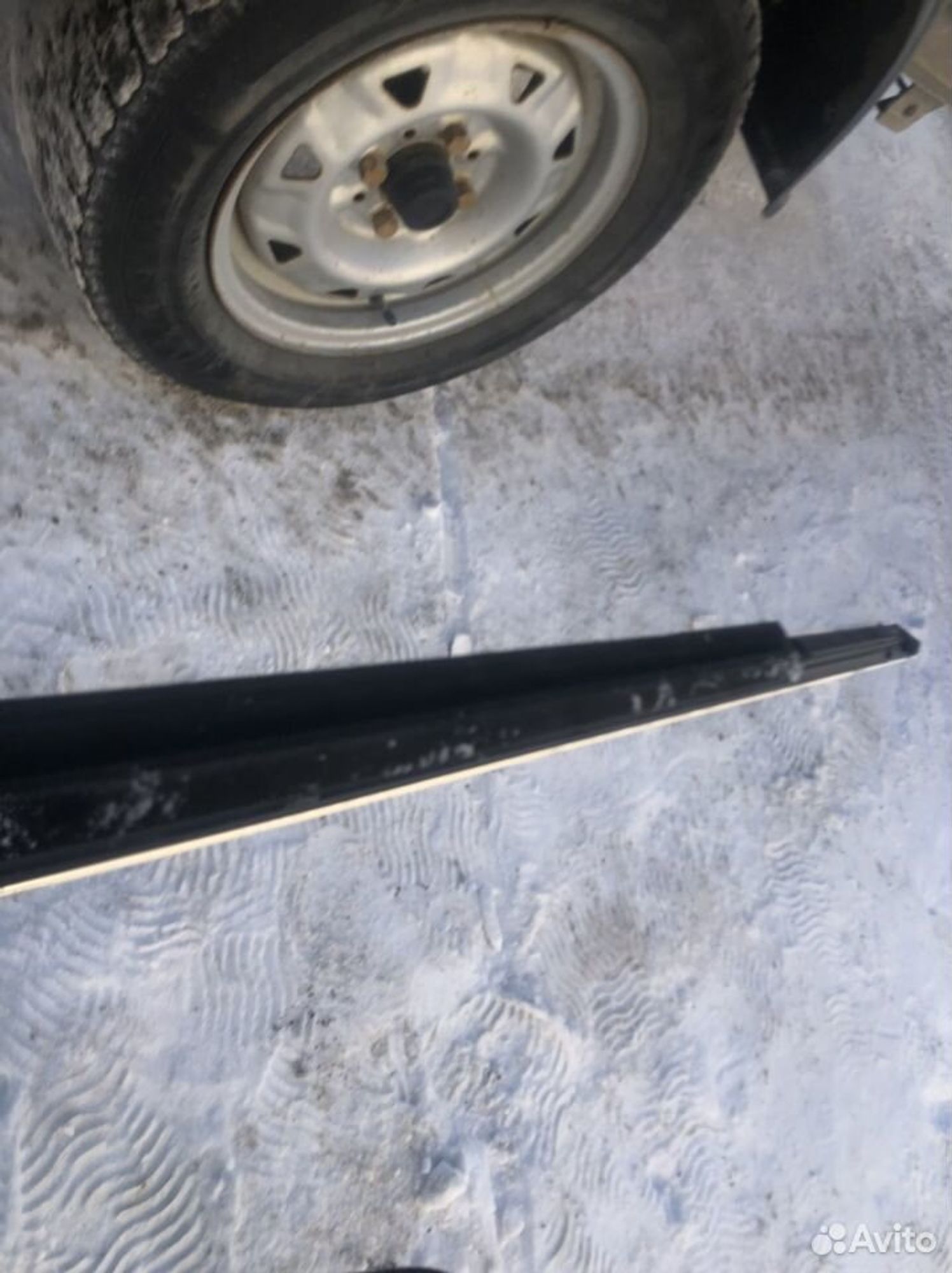 Молдинг стекла передний левый Мерседес С W205, 2000 рублей, Челябинск