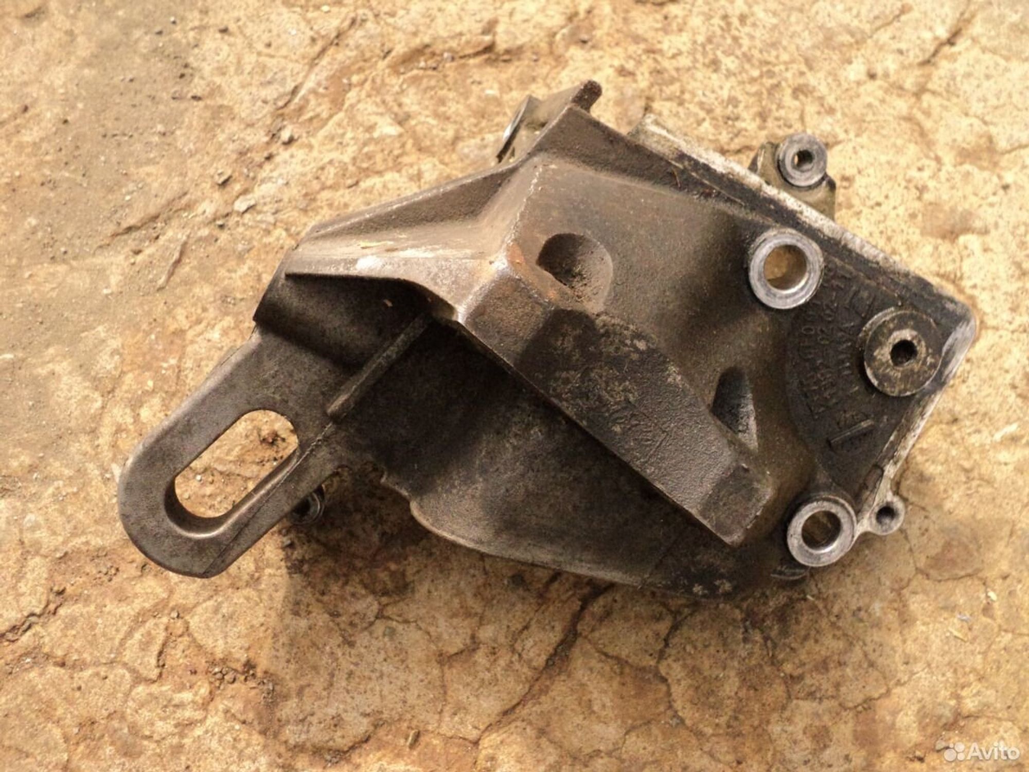 Кронштейн подушки двигателя Форд Фокус 2, 1000 рублей, Челябинск