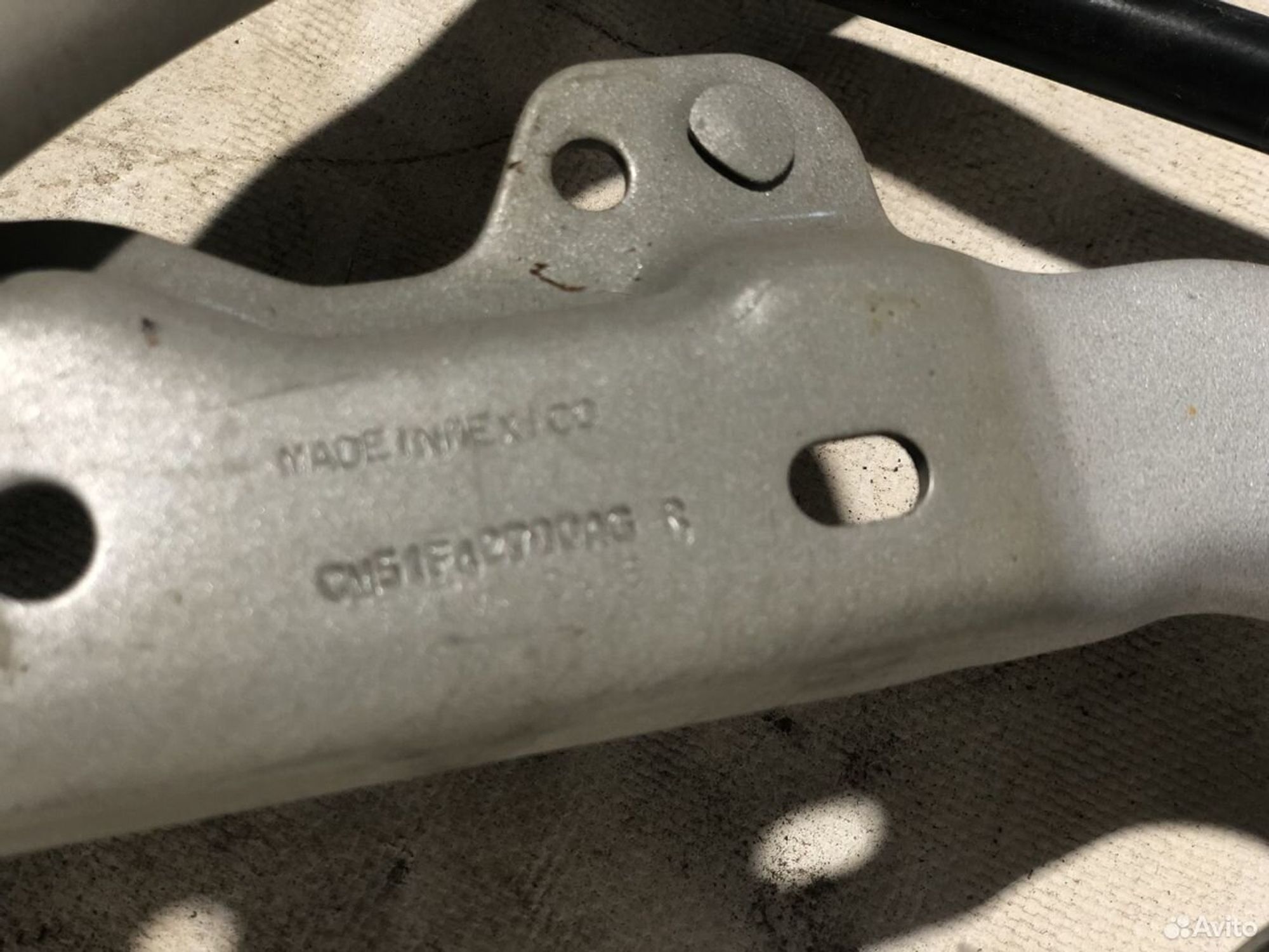 Петли крышки багажника Форд Фокус 3 седан, 2000 рублей, Челябинск