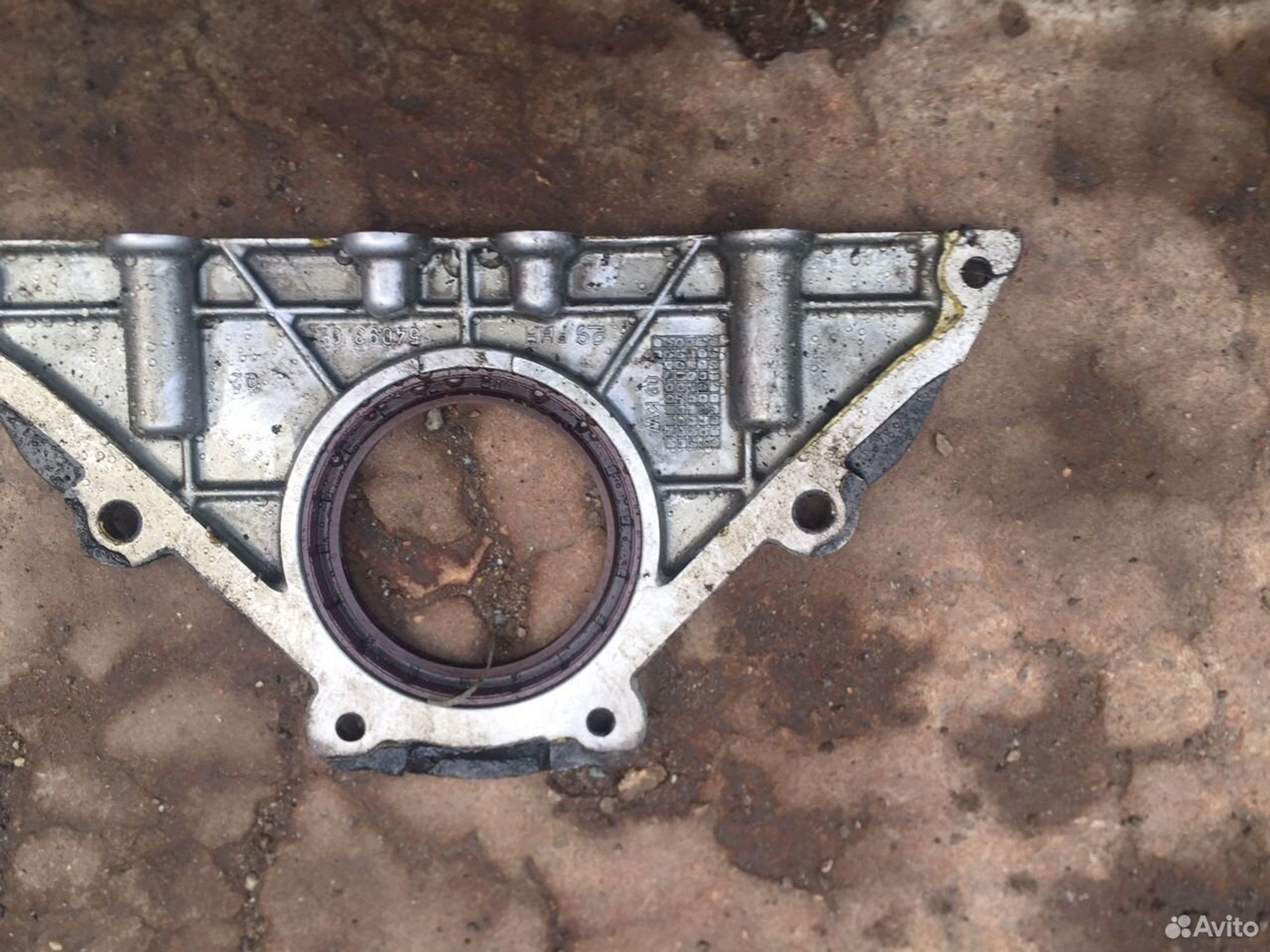 Крышка передняя коленвала Мерседес Спринтер w906, 600 рублей, Челябинск