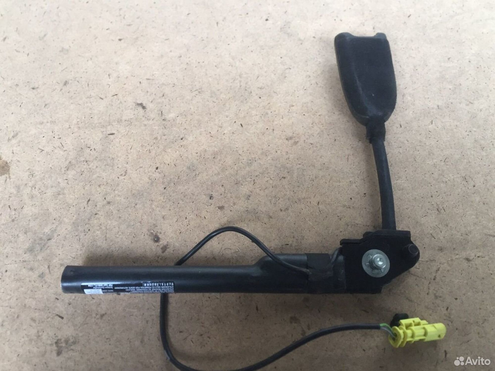 Преднатежитель с пиропатроном правый Опель Астра j, 1200 рублей, Челябинск