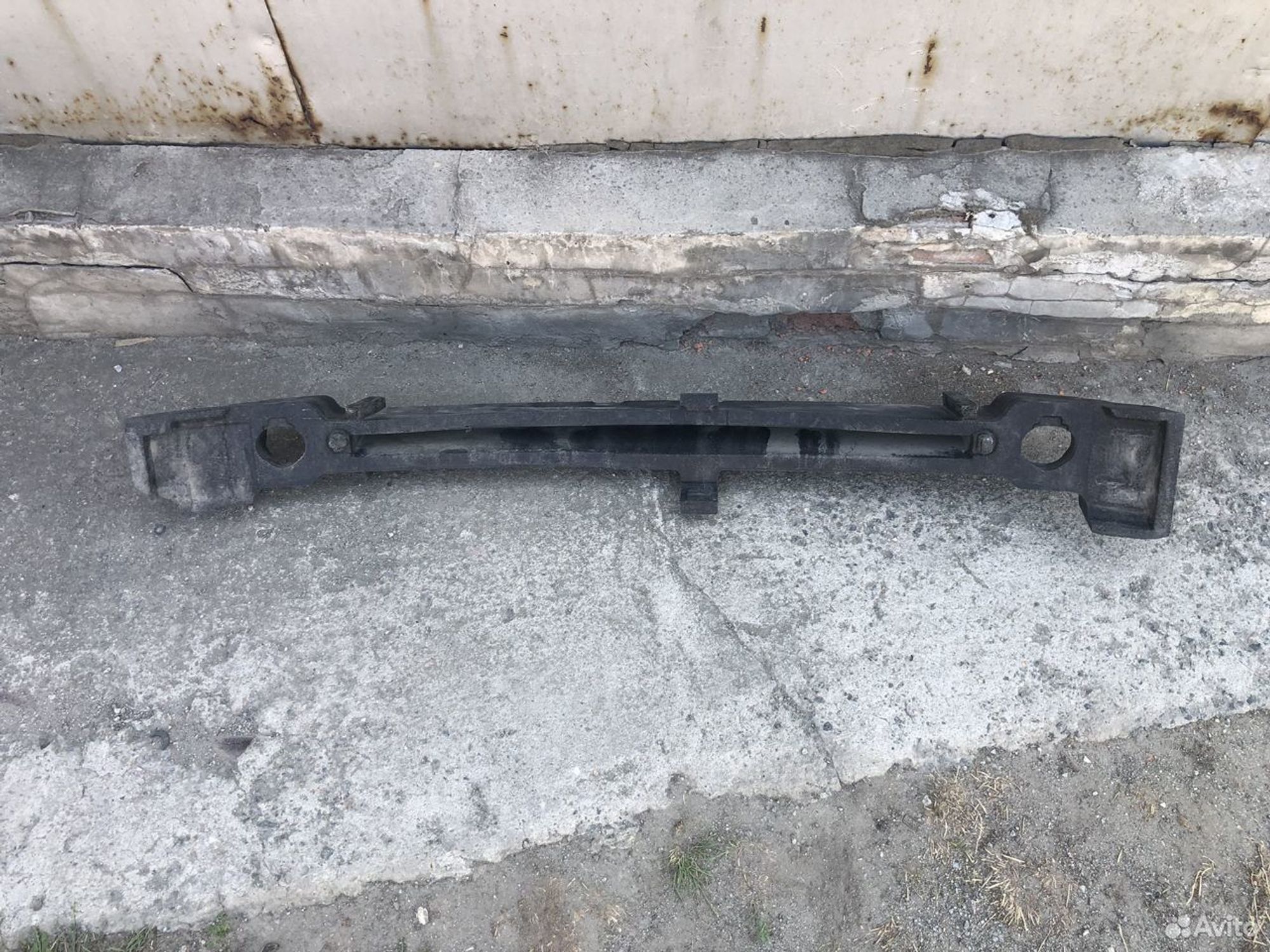 Абсорбер переднего бампера Тойота Рав4 CA40 16-19, 1000 рублей, Челябинск