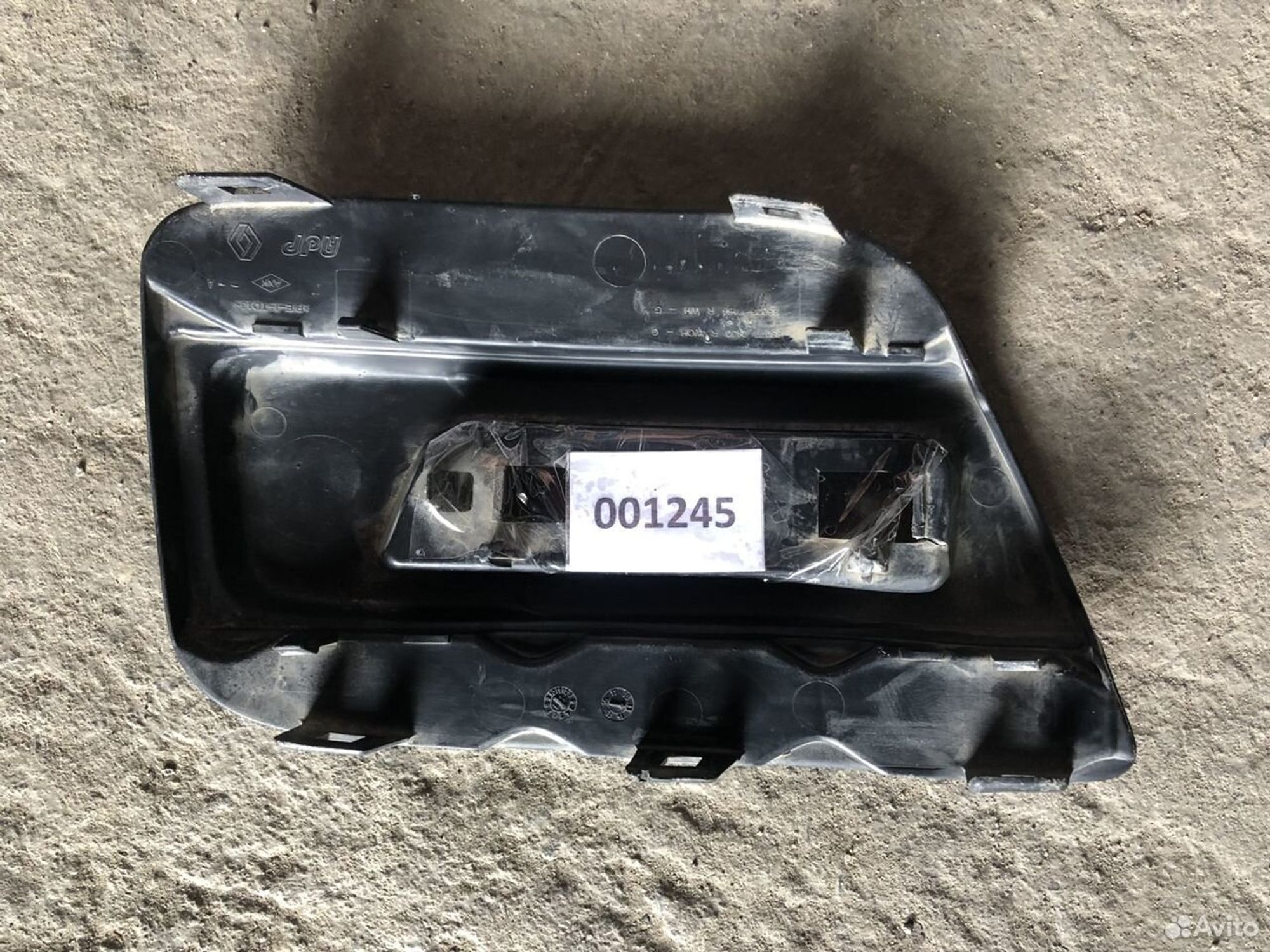 Накладка бампера левая Рено Сандеро Степвей 2, 400 рублей, Челябинск