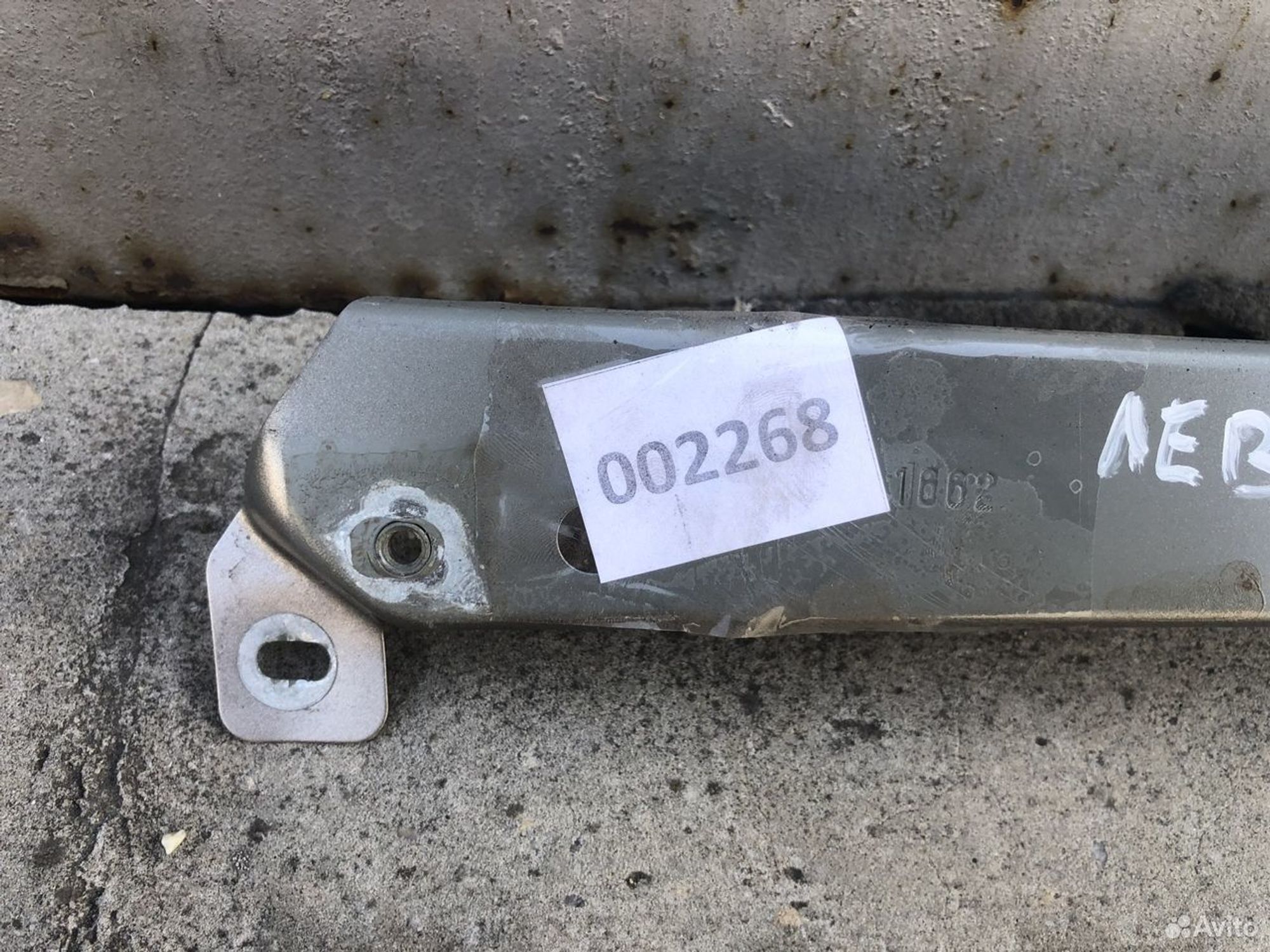 Кронштейн крыла переднего левый Лада Гранта FL, 1200 рублей, Челябинск