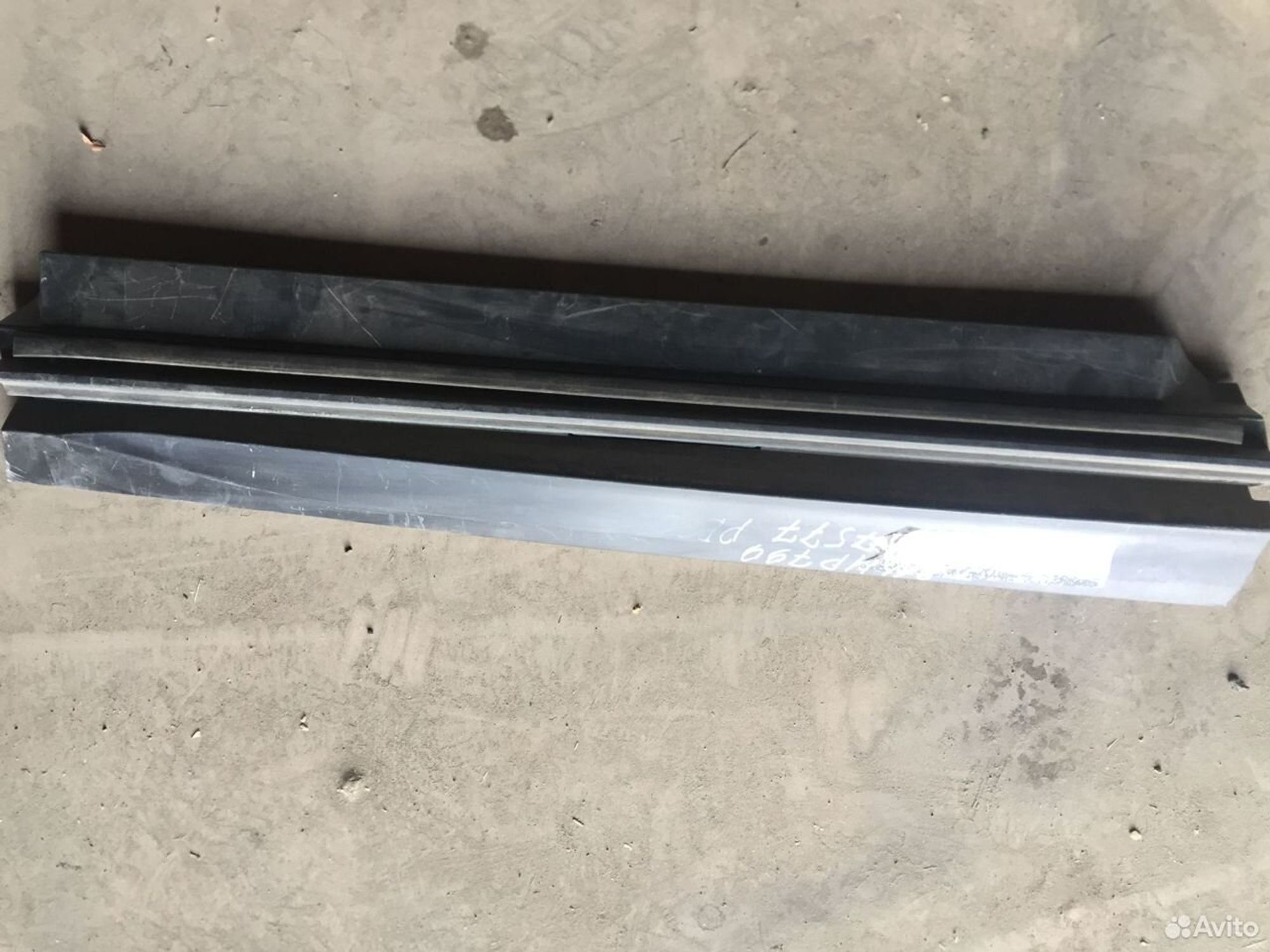 Молдинг двери передней правой Лексус UX, 1500 рублей, Челябинск