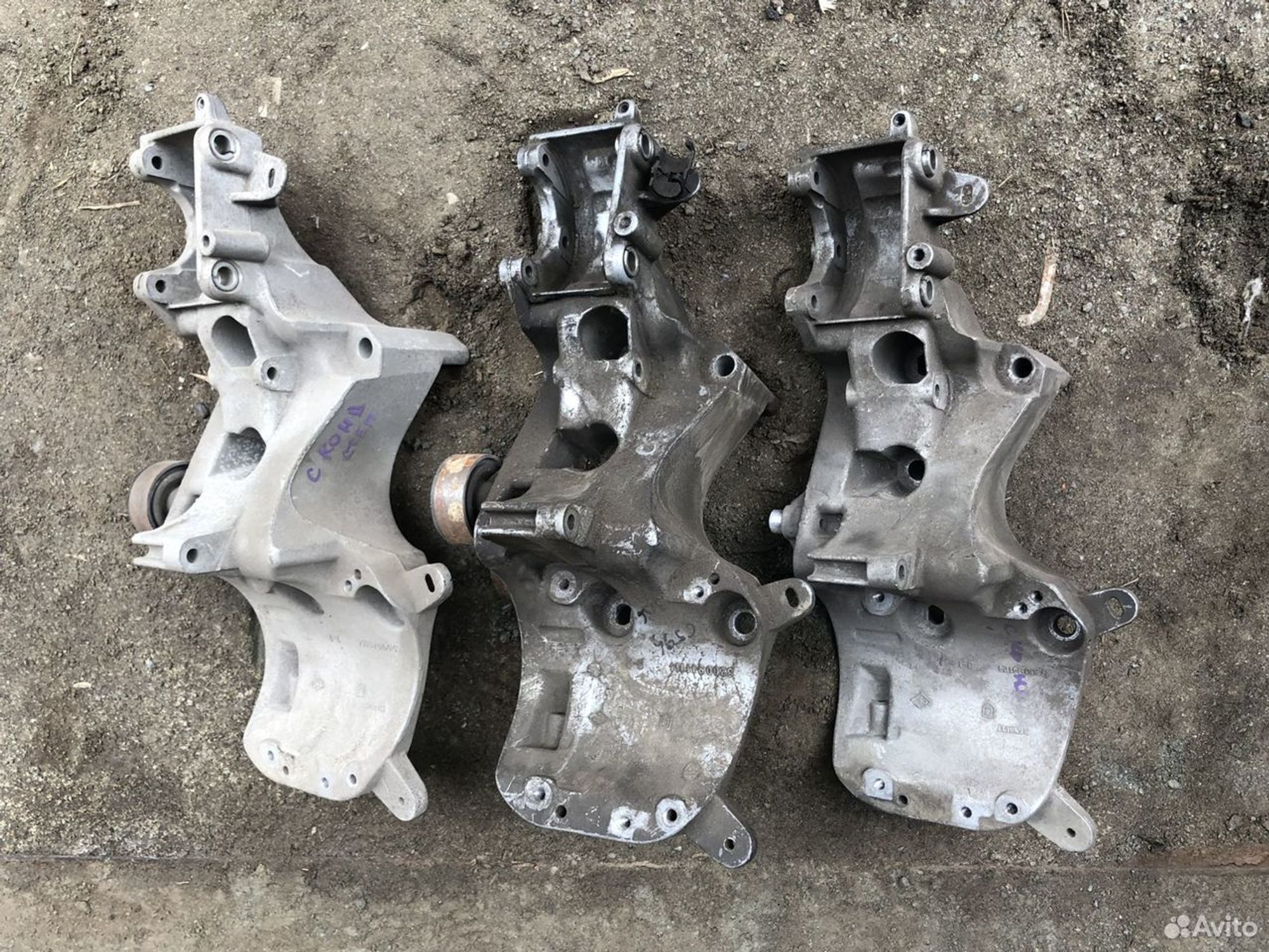 Кронштейн генератора Рено Логан 10-14, 2000 рублей, Челябинск