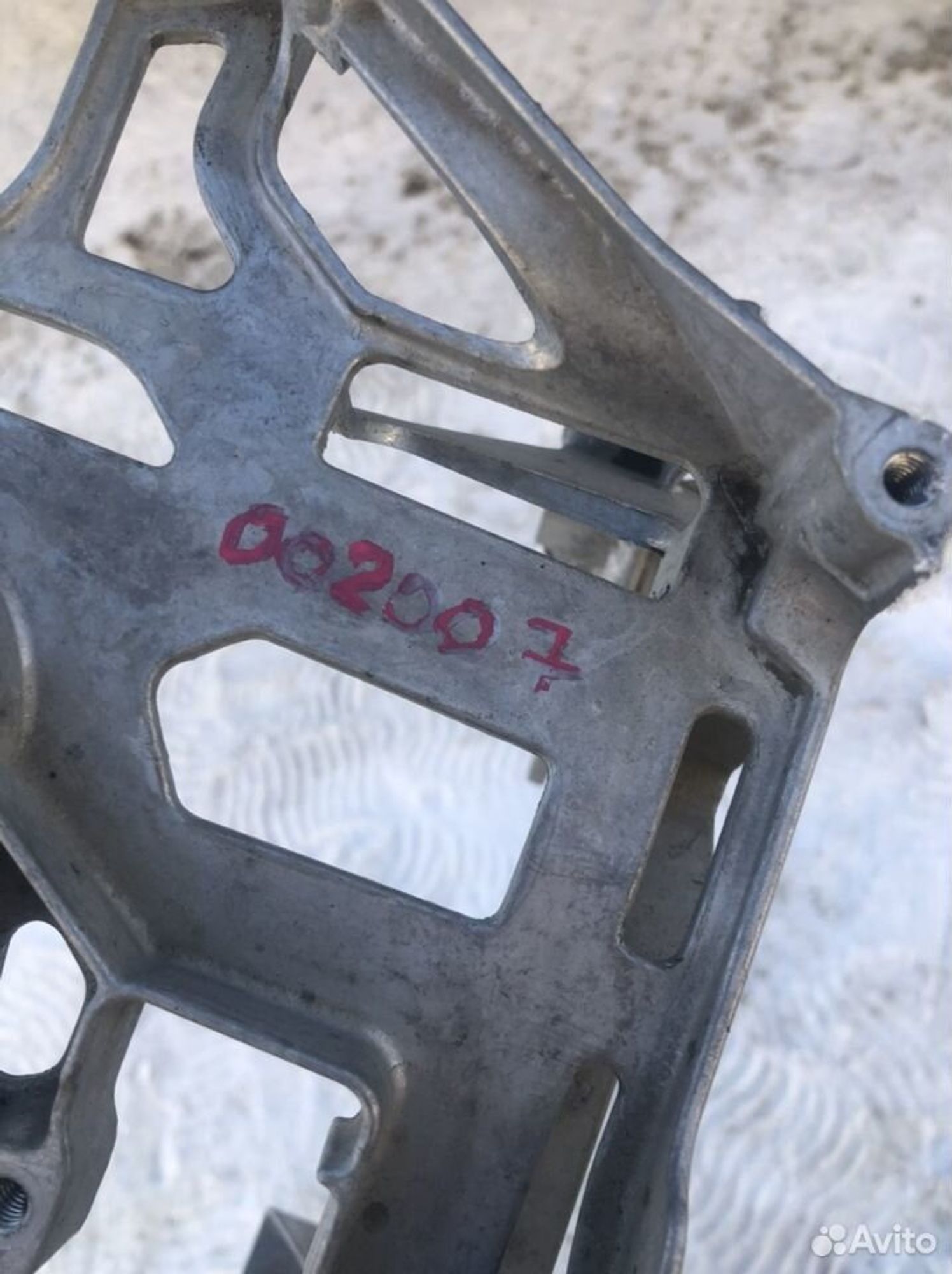 Кронштейн панели передней правый Мерседес С W205, 2500 рублей, Челябинск