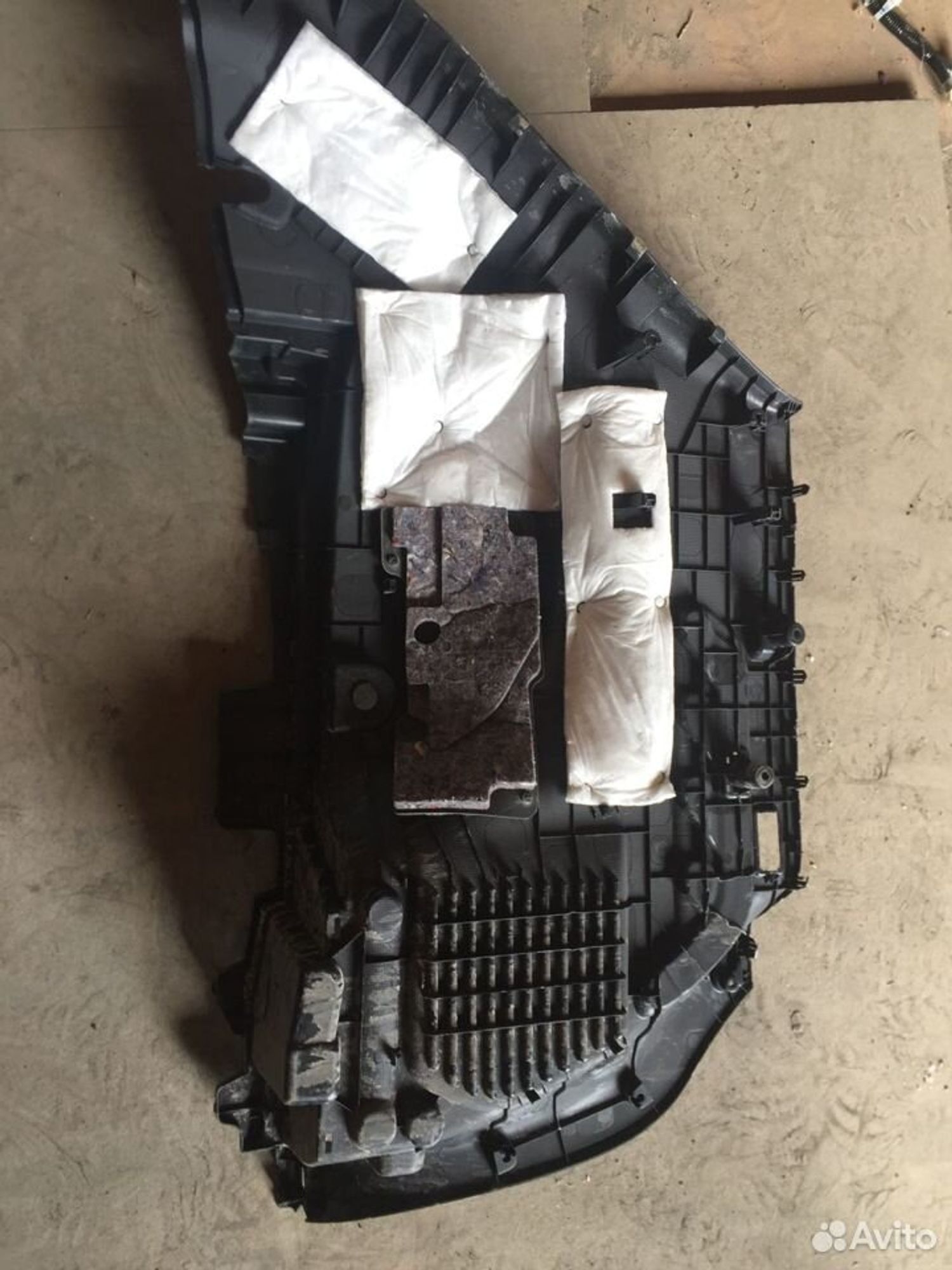 Обивка багажника заднего левого Toyota RAV4 v40, 4000 рублей, Челябинск