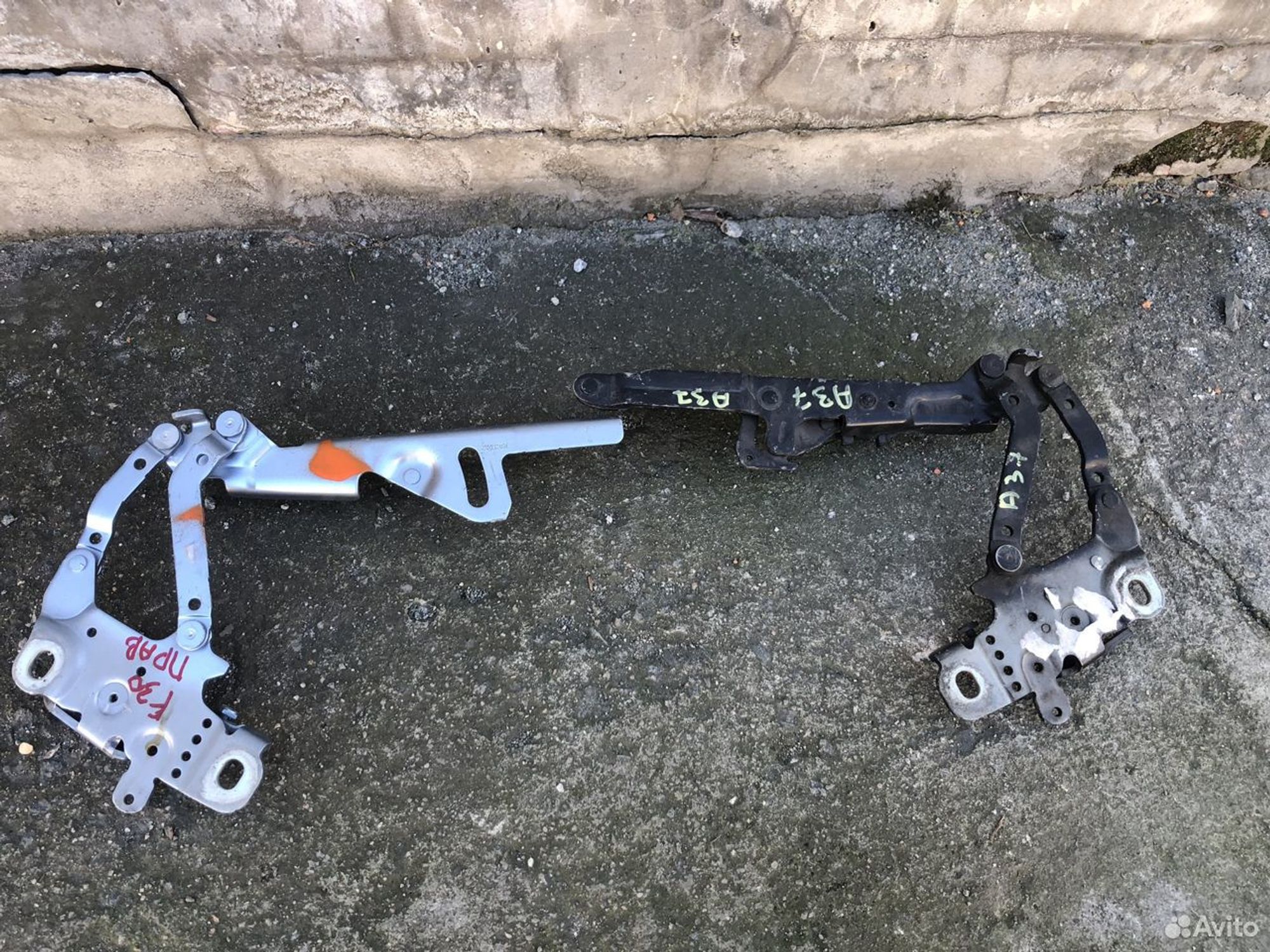 Петли капота бмв F30, 5000 рублей, Челябинск