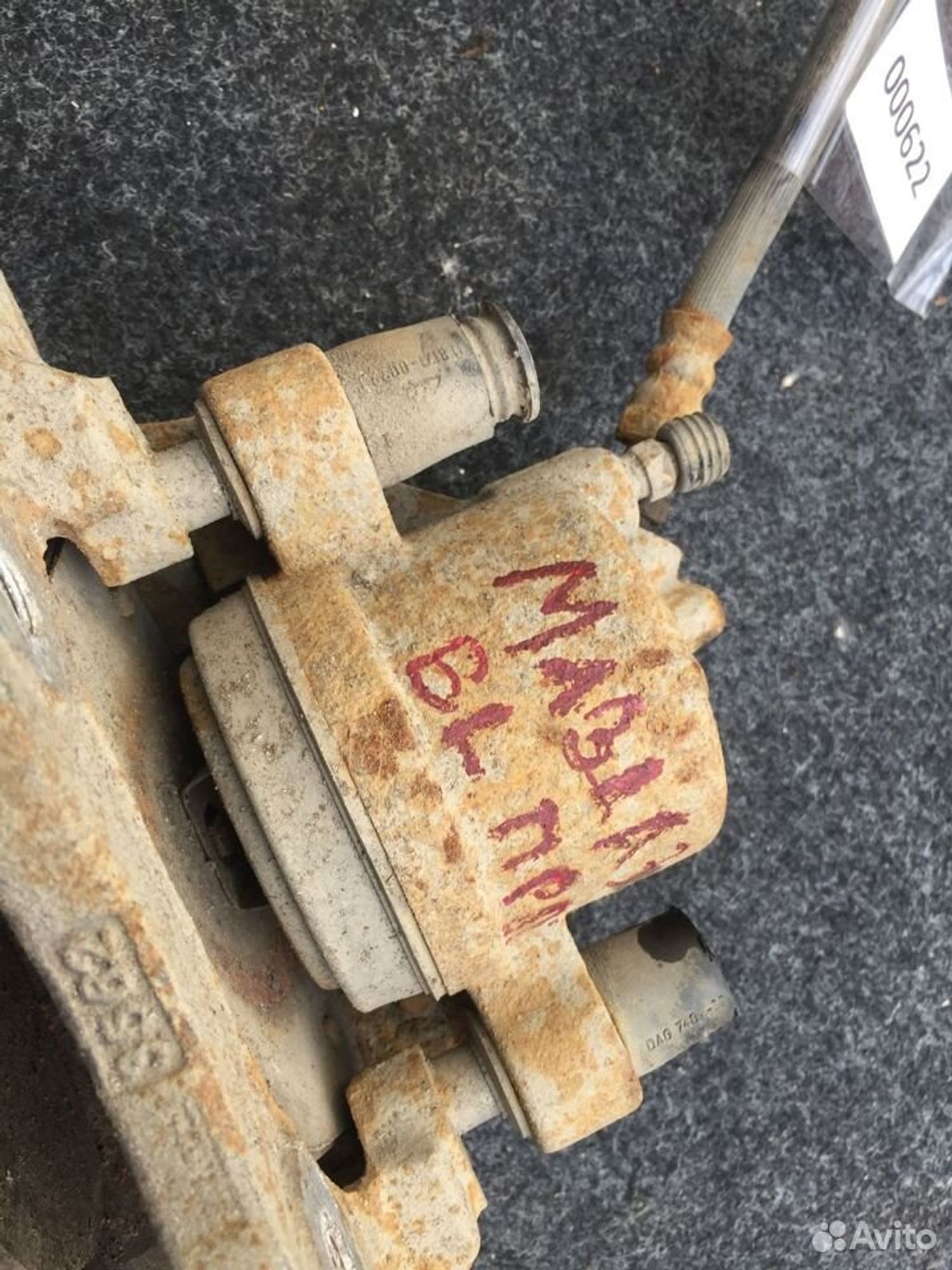 Суппорт тормозной передний левый Mazda 3 BL, 2000 рублей, Челябинск