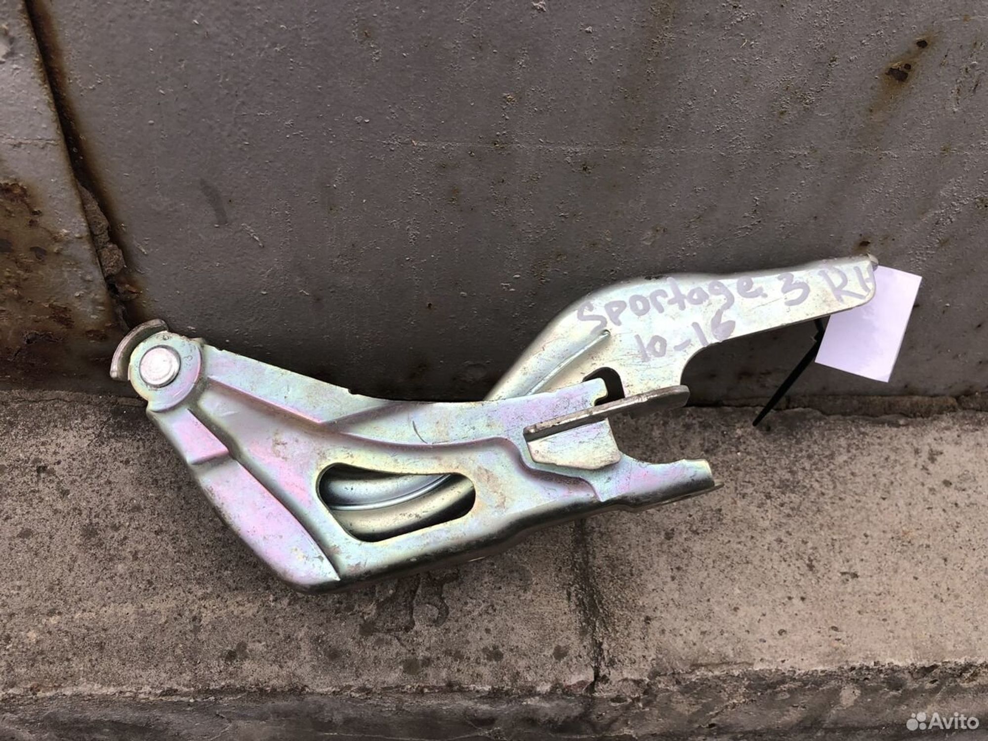 Петля капота правая Киа Спортейдж 3 10-16, 1500 рублей, Челябинск