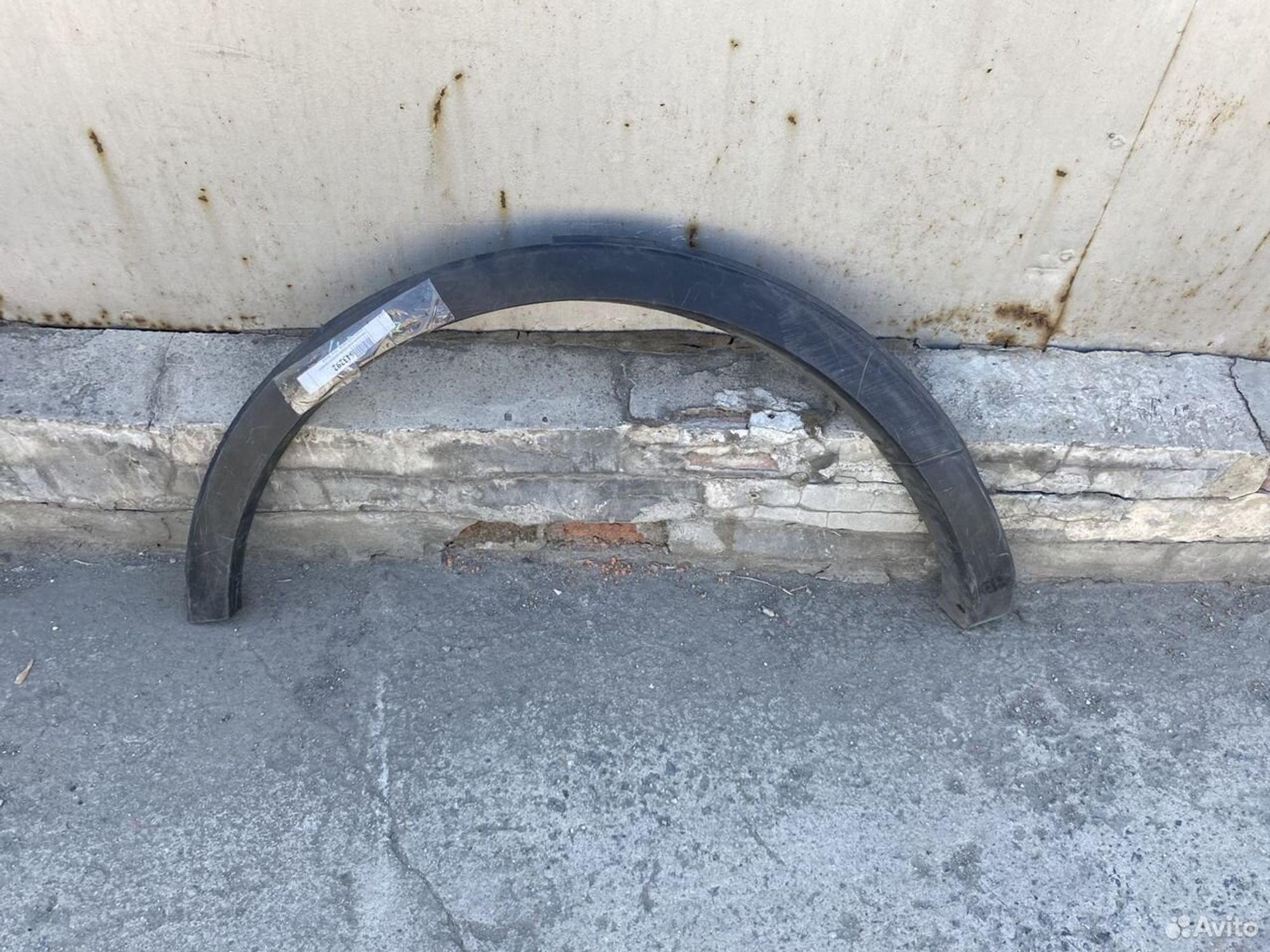 Накладка крыла заднего правого Ford Explorer 5, 800 рублей, Челябинск