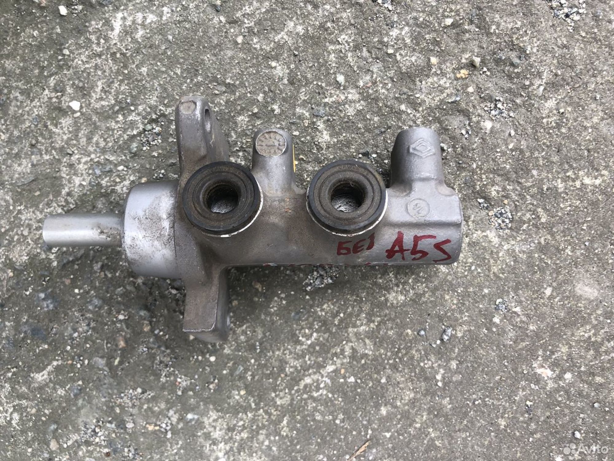 Главный тормозной цилиндр Рено Логан без ABS, 700 рублей, Челябинск