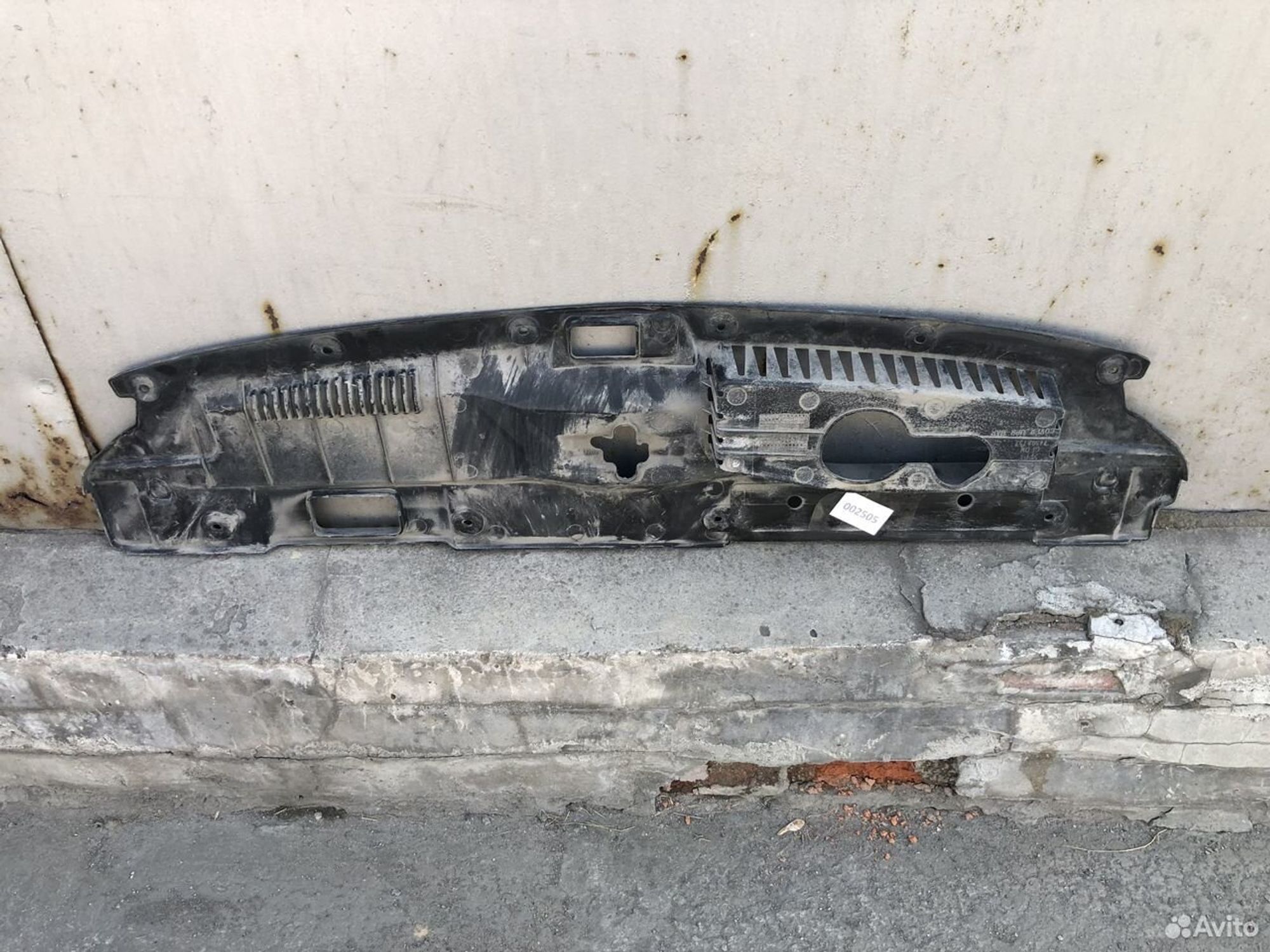 Накладка замка капота Митсубиши Аутлендер 3, 3000 рублей, Челябинск