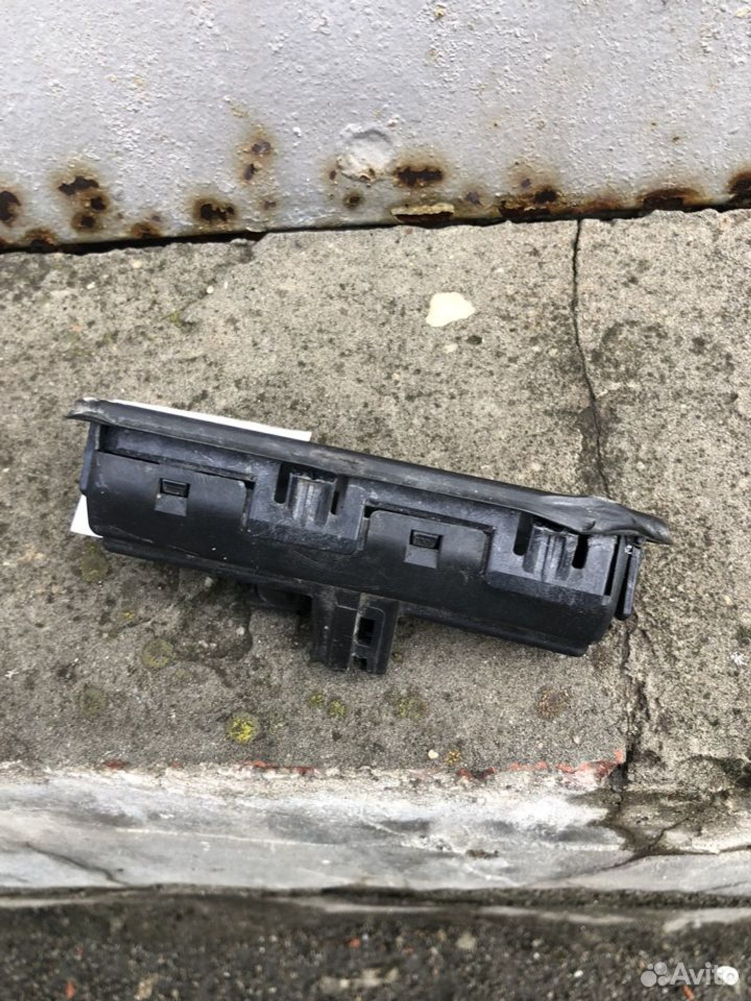 Кнопка открывания багажника Шкода Фольксваген, 1400 рублей, Челябинск