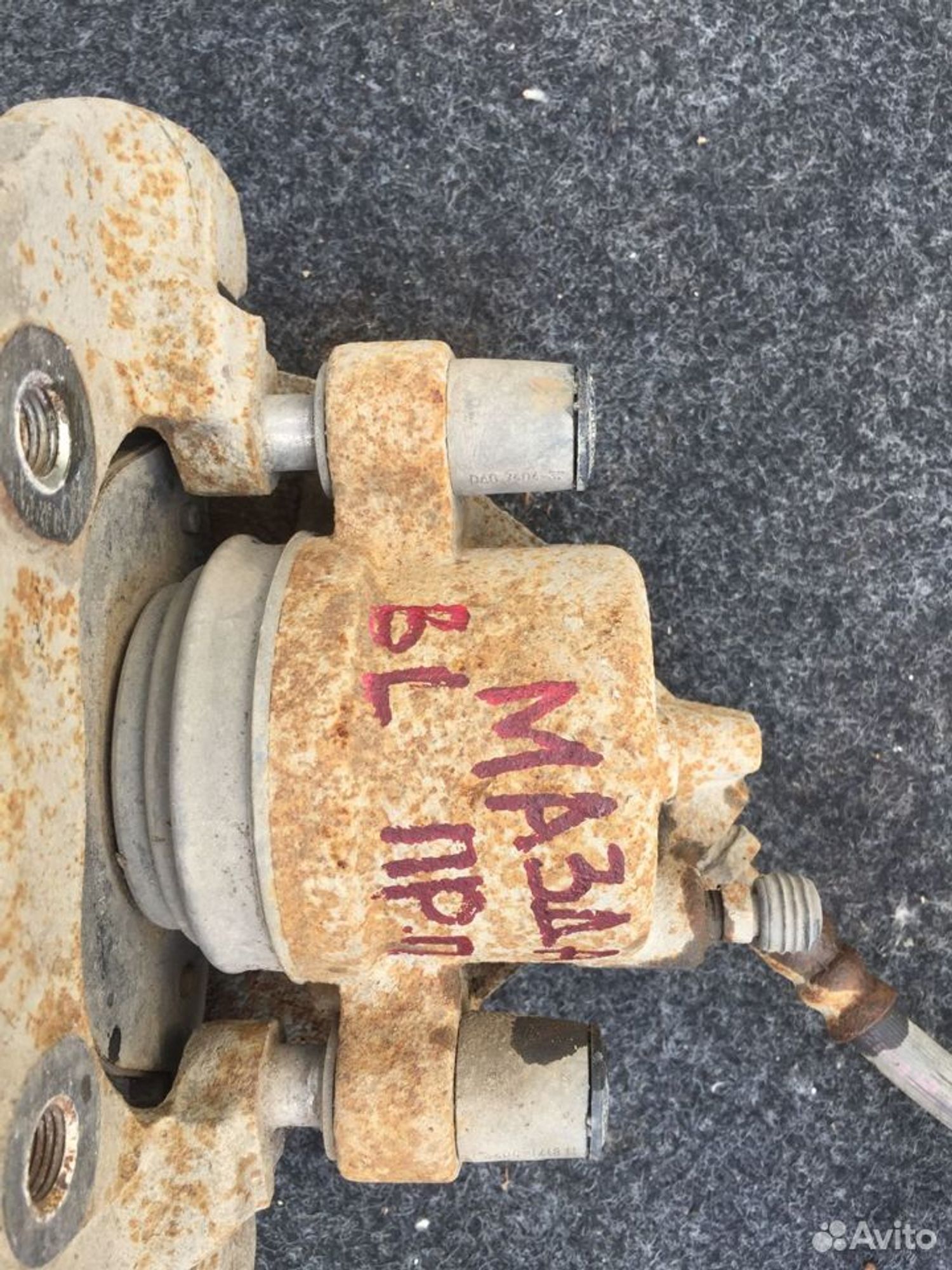 Суппорт тормозной передний правый Mazda 3 BL, 2000 рублей, Челябинск