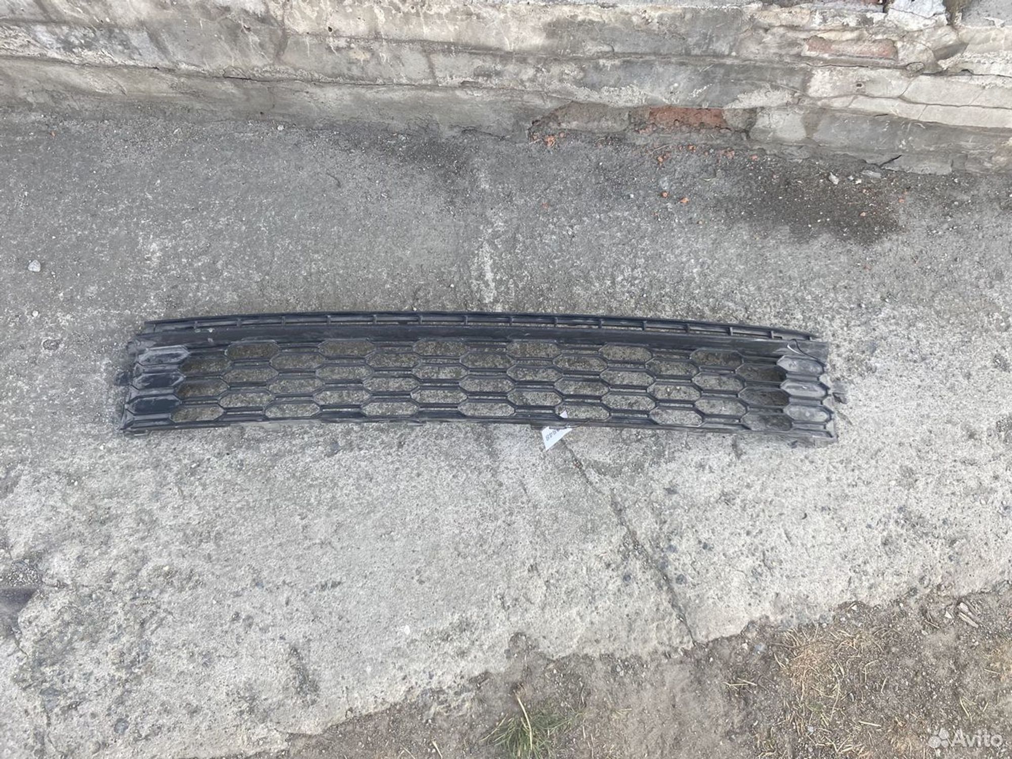 Решетка переднего бампера Шкода Рапид 2012-20, 1000 рублей, Челябинск