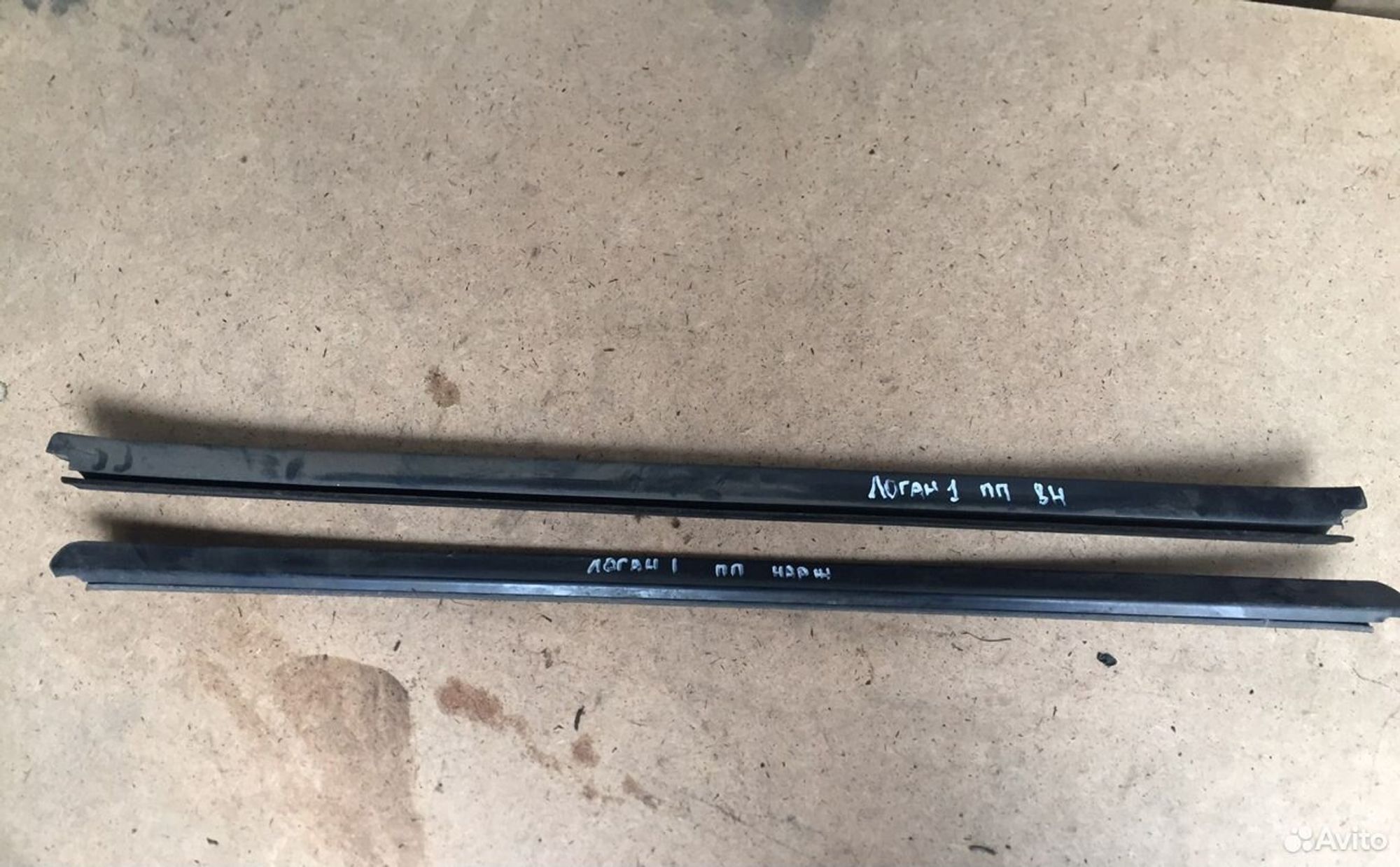 Молдинг стекла переднего левого Рено Логан, 500 рублей, Челябинск