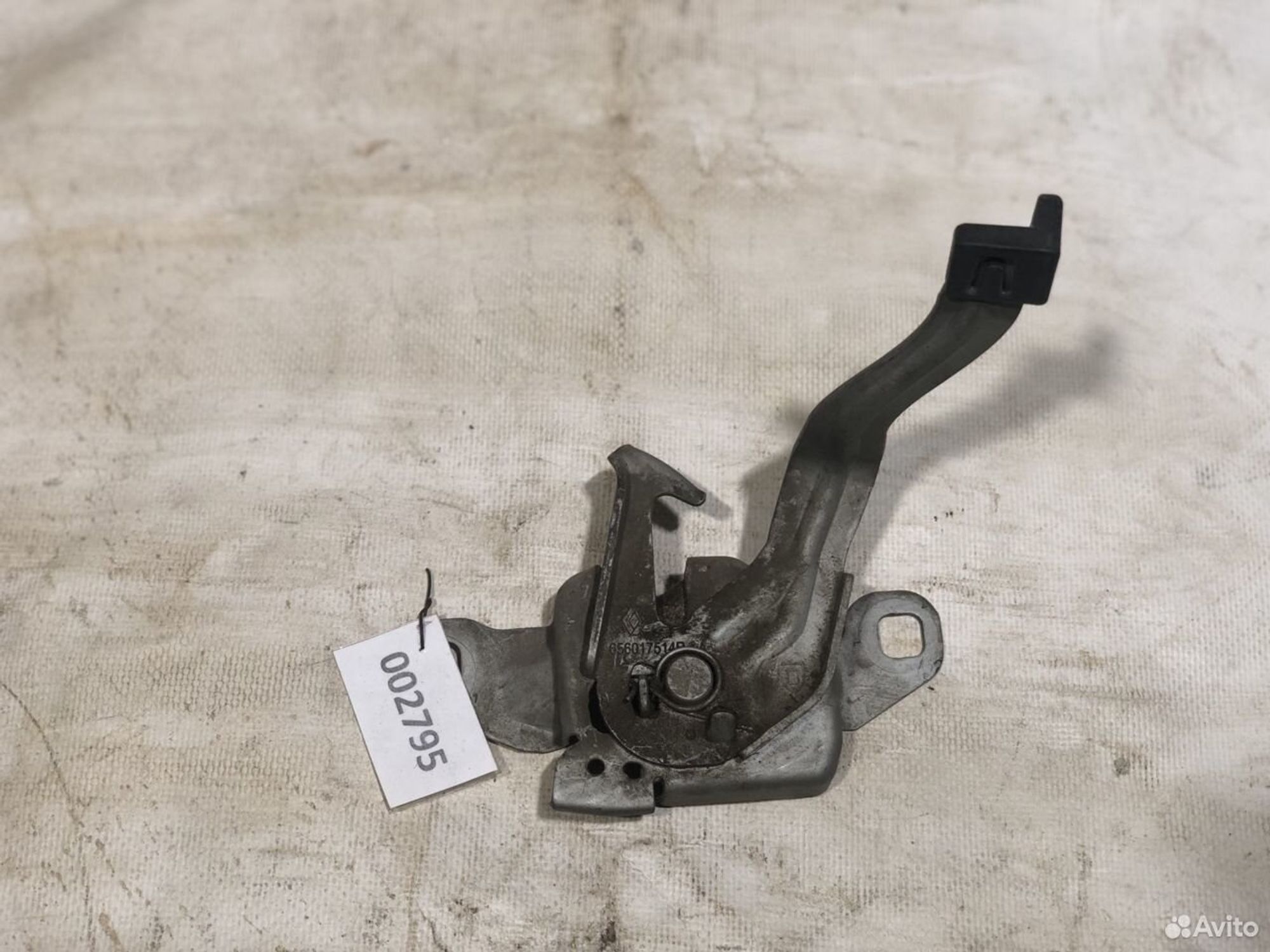 Замок капота Renault Kaptur 16-23, 2000 рублей, Челябинск