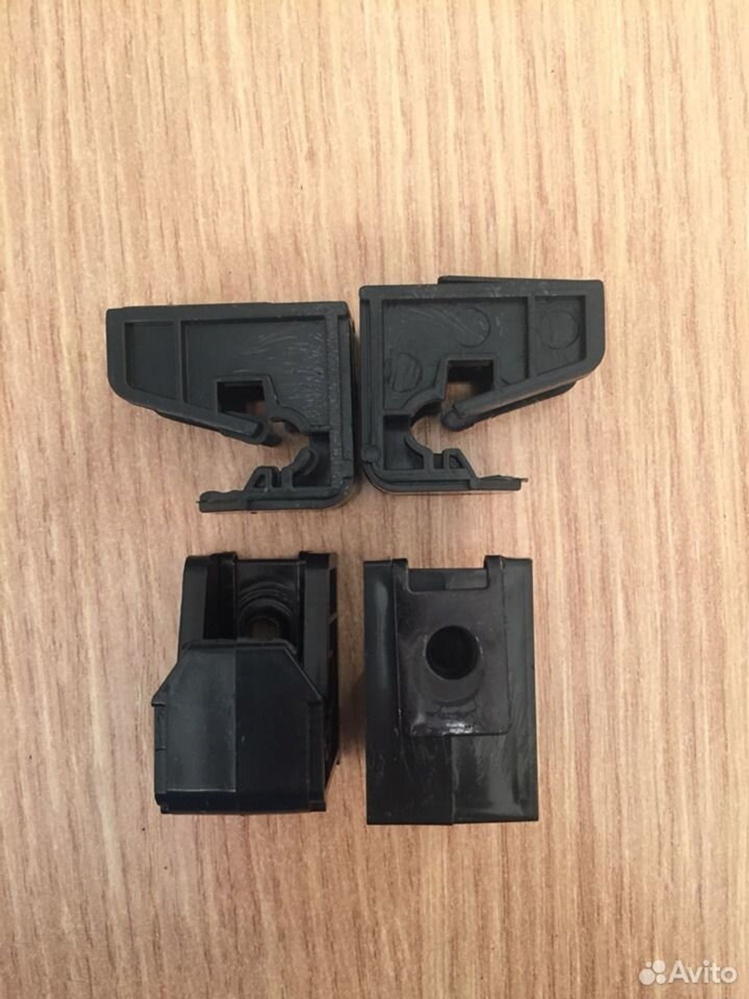 Защелка фары нижняя Volkswagen Polo, 300 рублей, Челябинск