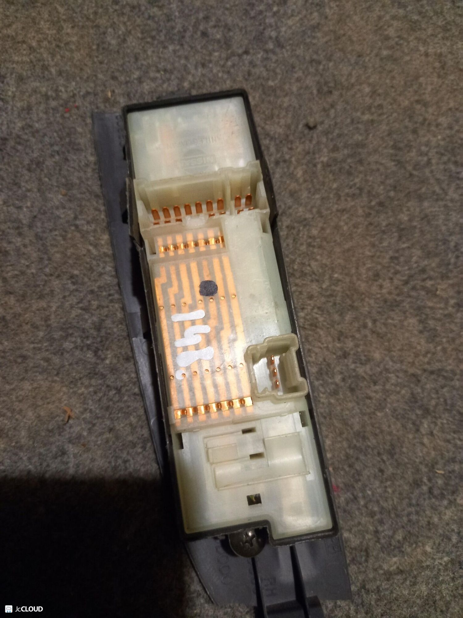 148 блок упр. стеклоподьемниками NISSAN AD Y11, 3000 рублей, Невинномысск