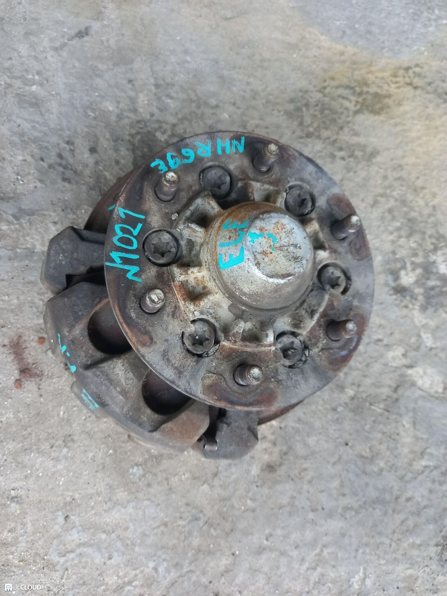 1021 ступица перед правая ISUZU ELF NHR69E 4JG2, 10000 рублей, Невинномысск