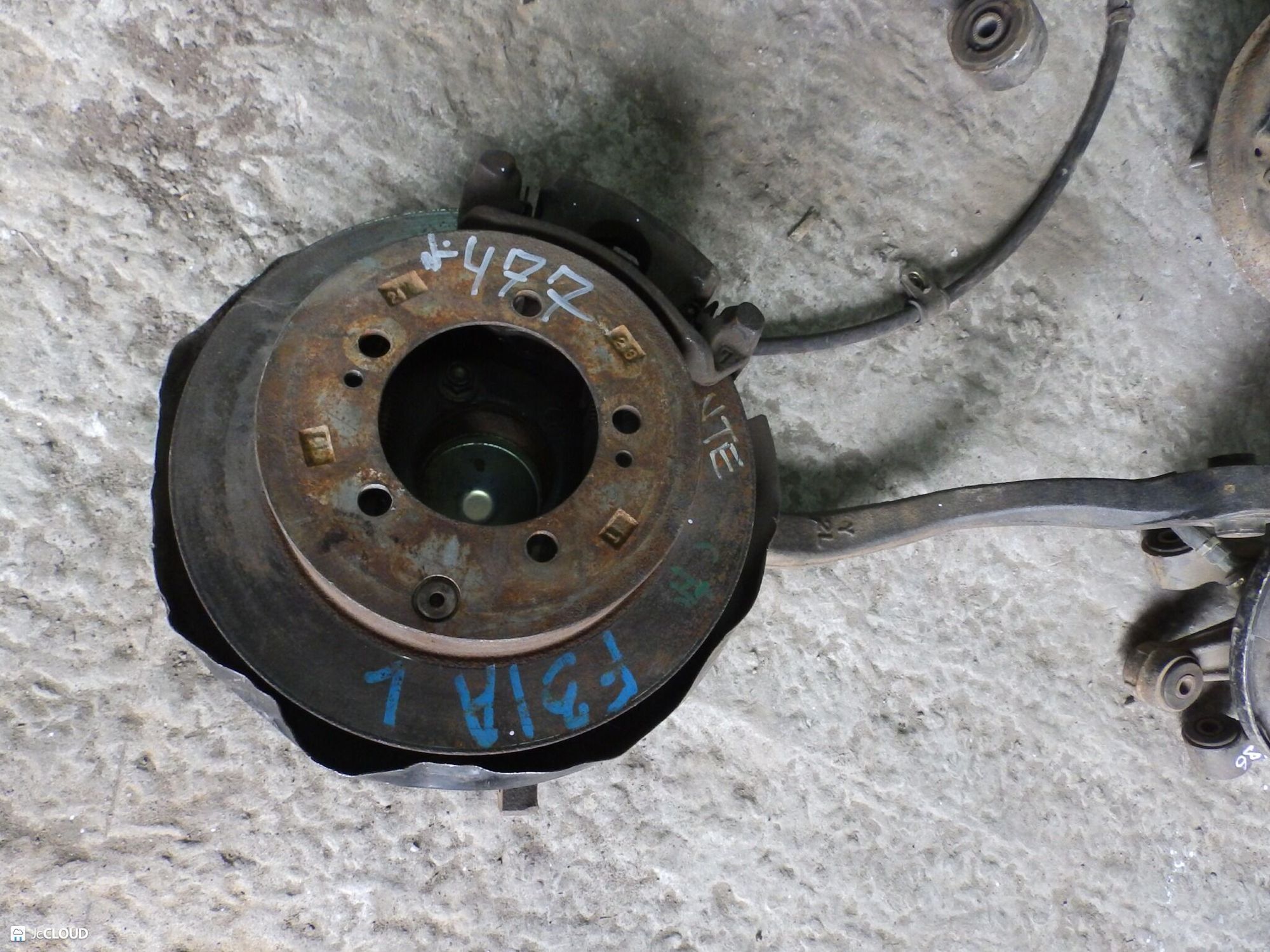 477 ступица зад лево MITSUBISHI DIAMANTE F31A, 5500 рублей, Невинномысск