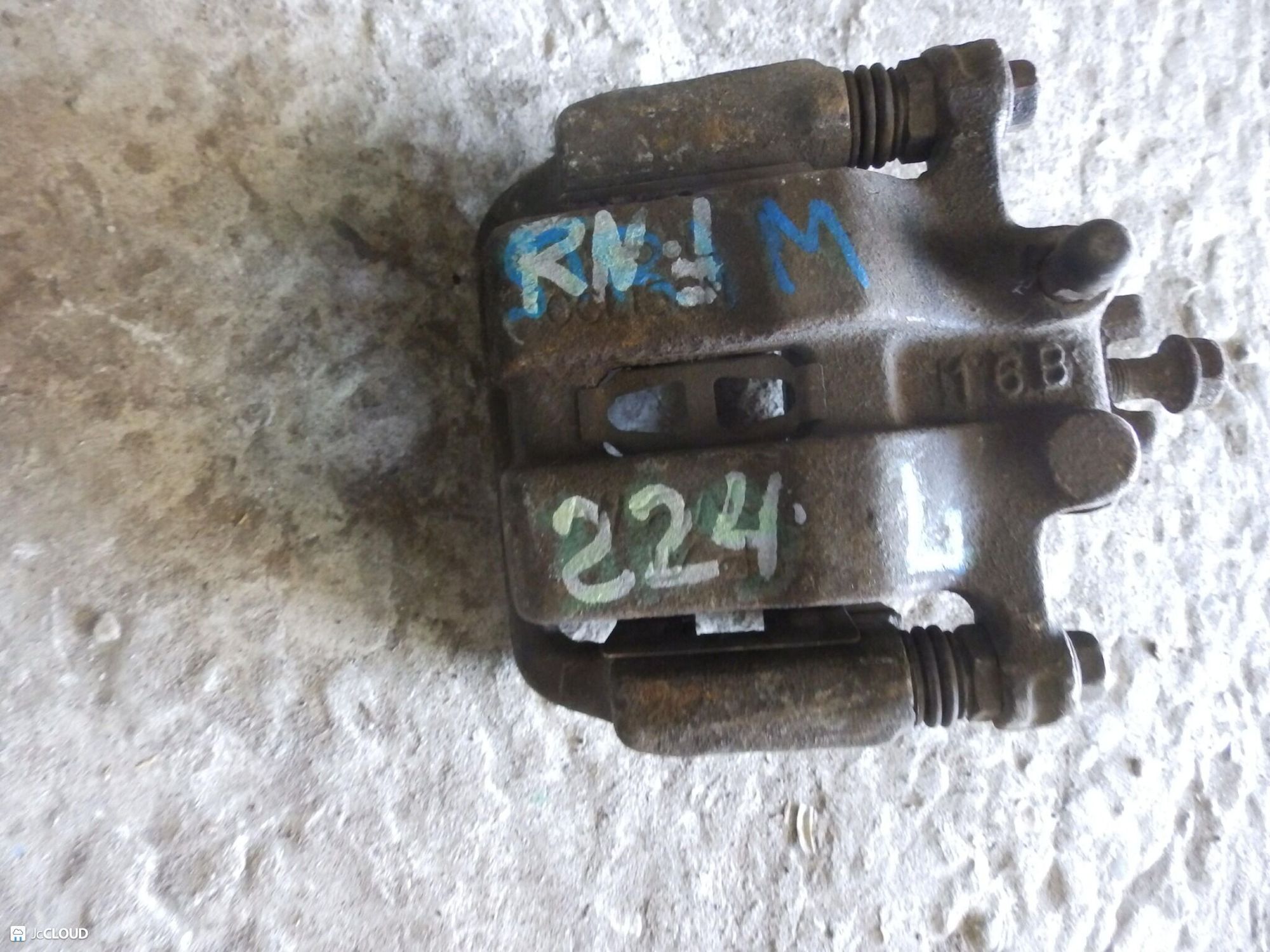 224 Суппорт тормозной передний левый HONDA STREAM RN1, 3000 рублей, Невинномысск