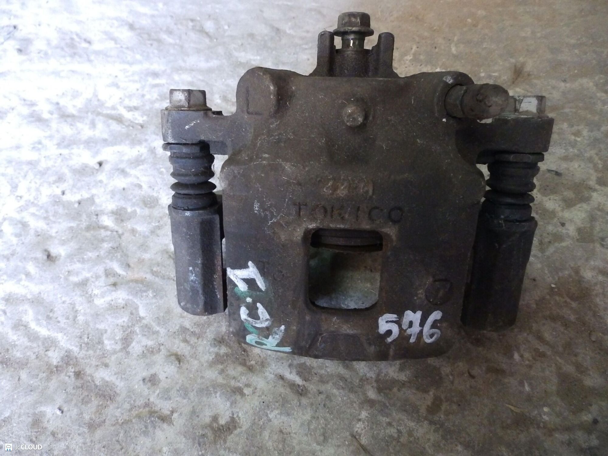 576 Суппорт тормозной передний левый SUBARU R2 RC1, 3000 рублей, Невинномысск