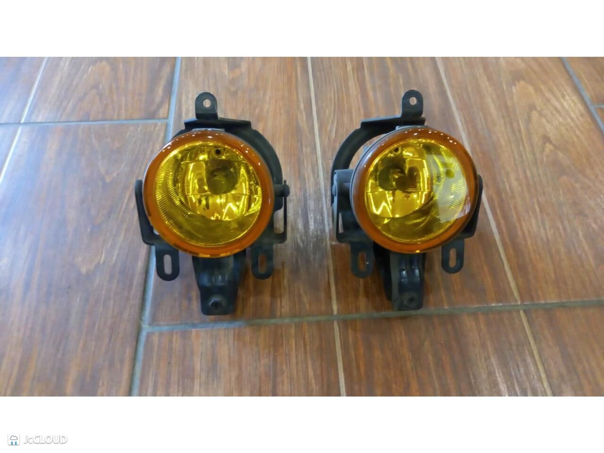 противотуманная фара на MITSUBISHI PAJERO V75W, 7500 рублей, Невинномысск