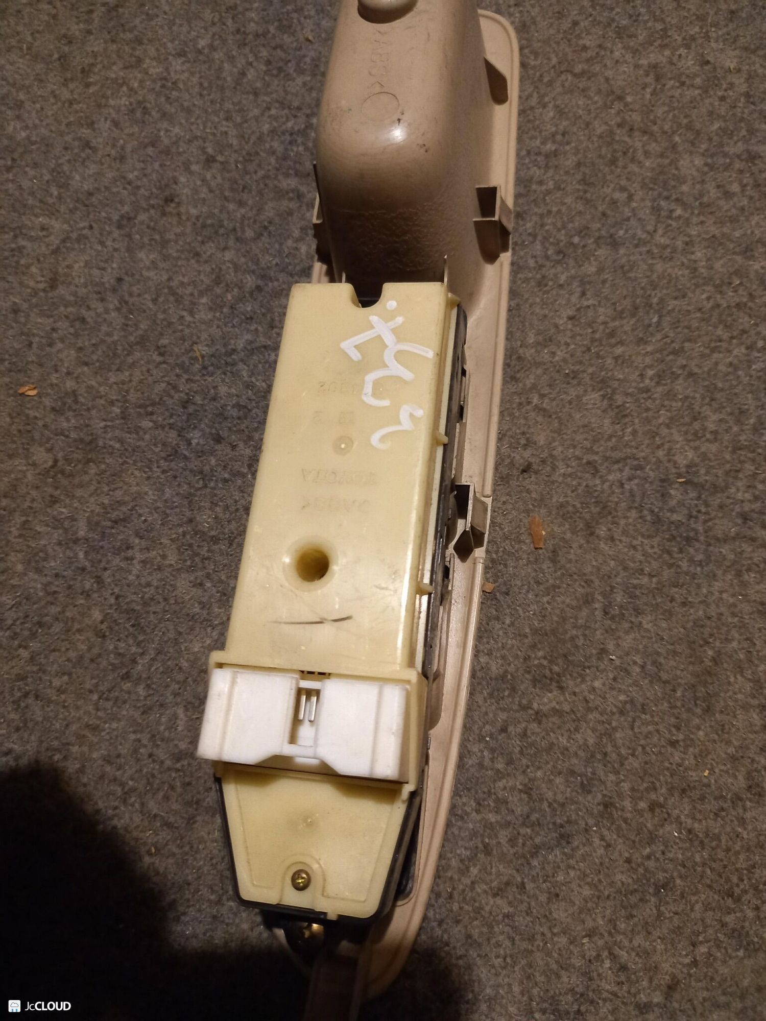 337 Блок управления стеклоподъемником передний правый TOYOTA VISTA  ARDEO SV50, 4000 рублей, Невинномысск