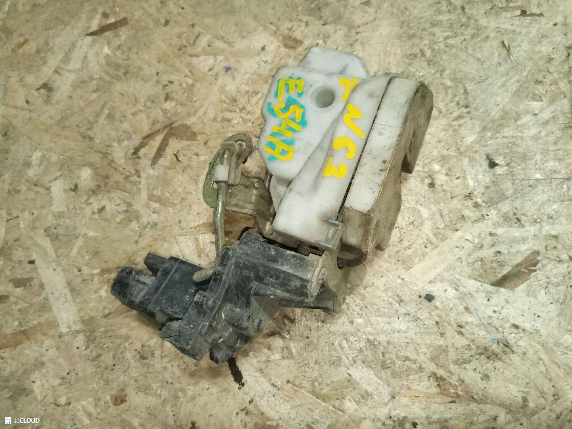 63 Замок двери правой передней MITSUBISHI GALANT E54A, 2000 рублей, Невинномысск