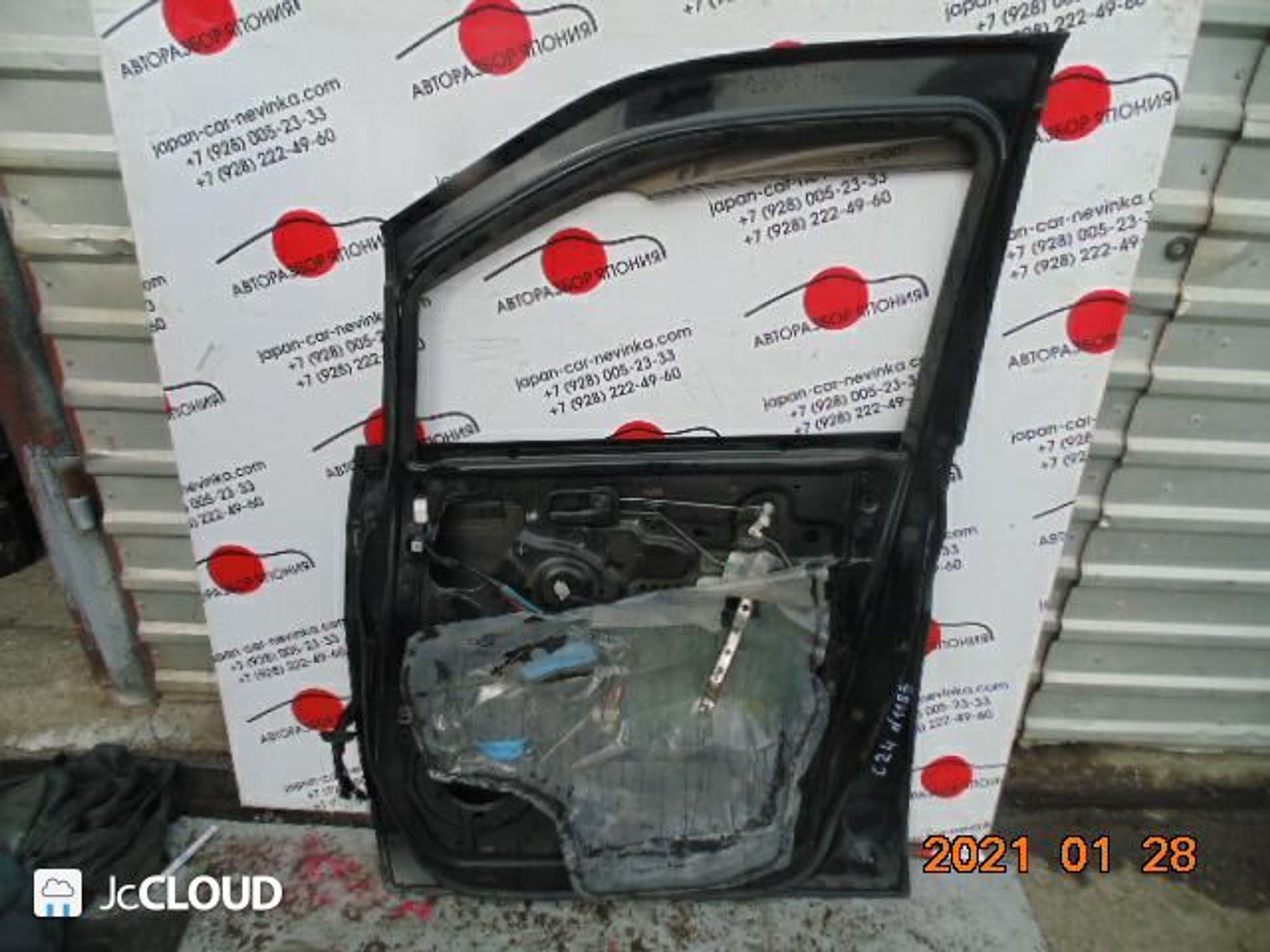 1183 Дверь передняя правая Nissan Serena  (C24), 10000 рублей, Невинномысск