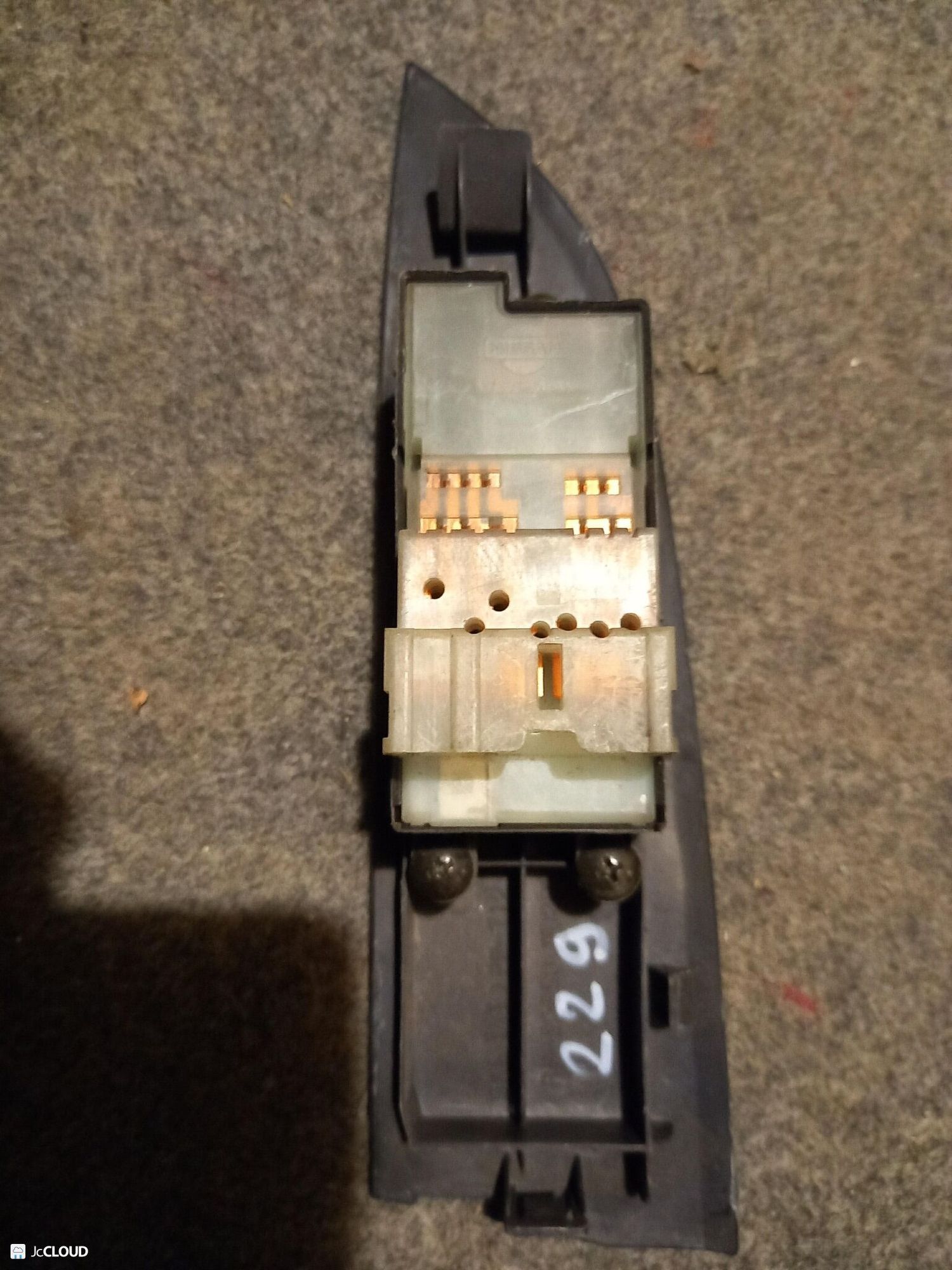 229 блок упр. стеклоподьемниками  NISSAN AD Y11, 3000 рублей, Невинномысск