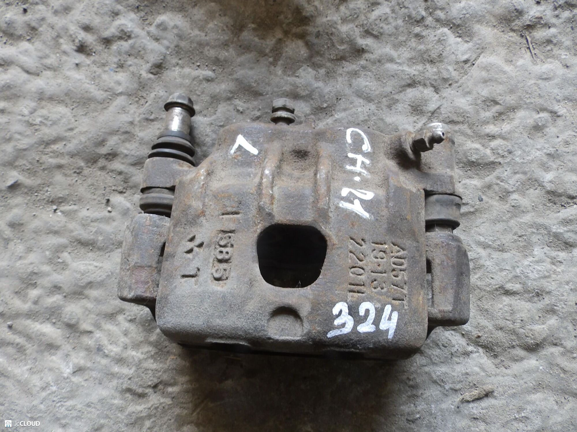 324 Суппорт тормозной передний левый TOYOTA LITEACE CR21, 3000 рублей, Невинномысск