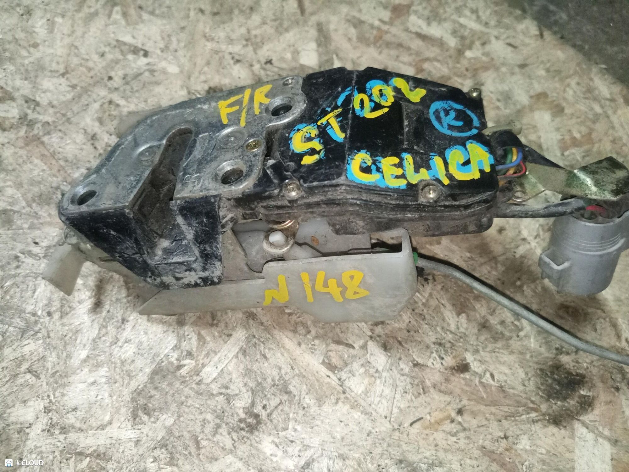 148 Замок двери правой передней  TOYOTA CELICA ST202, 2000 рублей, Невинномысск