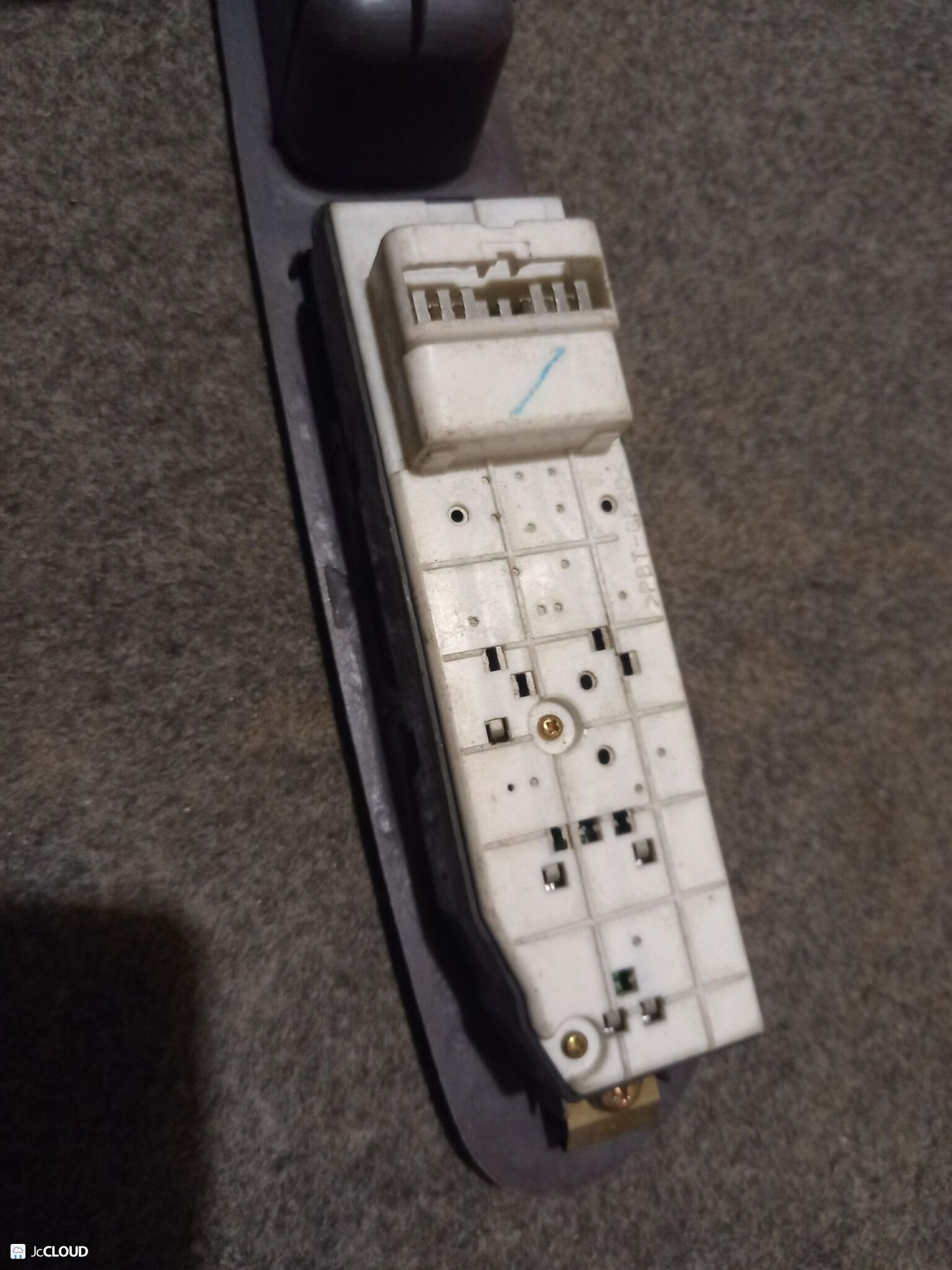 308 Блок управления стеклоподъемниками TOYOTA NOAH SR50, 3500 рублей, Невинномысск