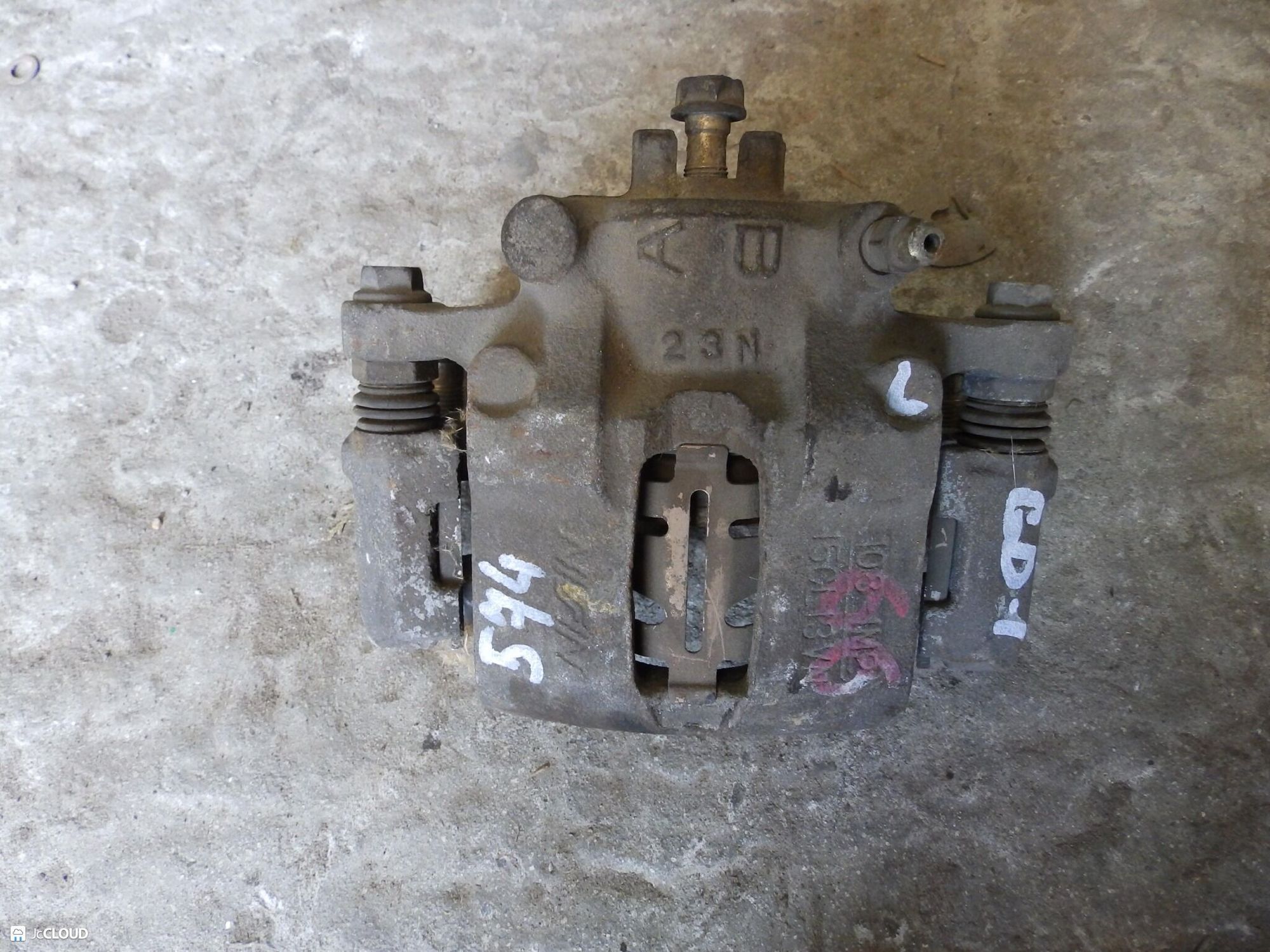 574 Суппорт тормозной передний левый HONDA FIT GD1, 3000 рублей, Невинномысск