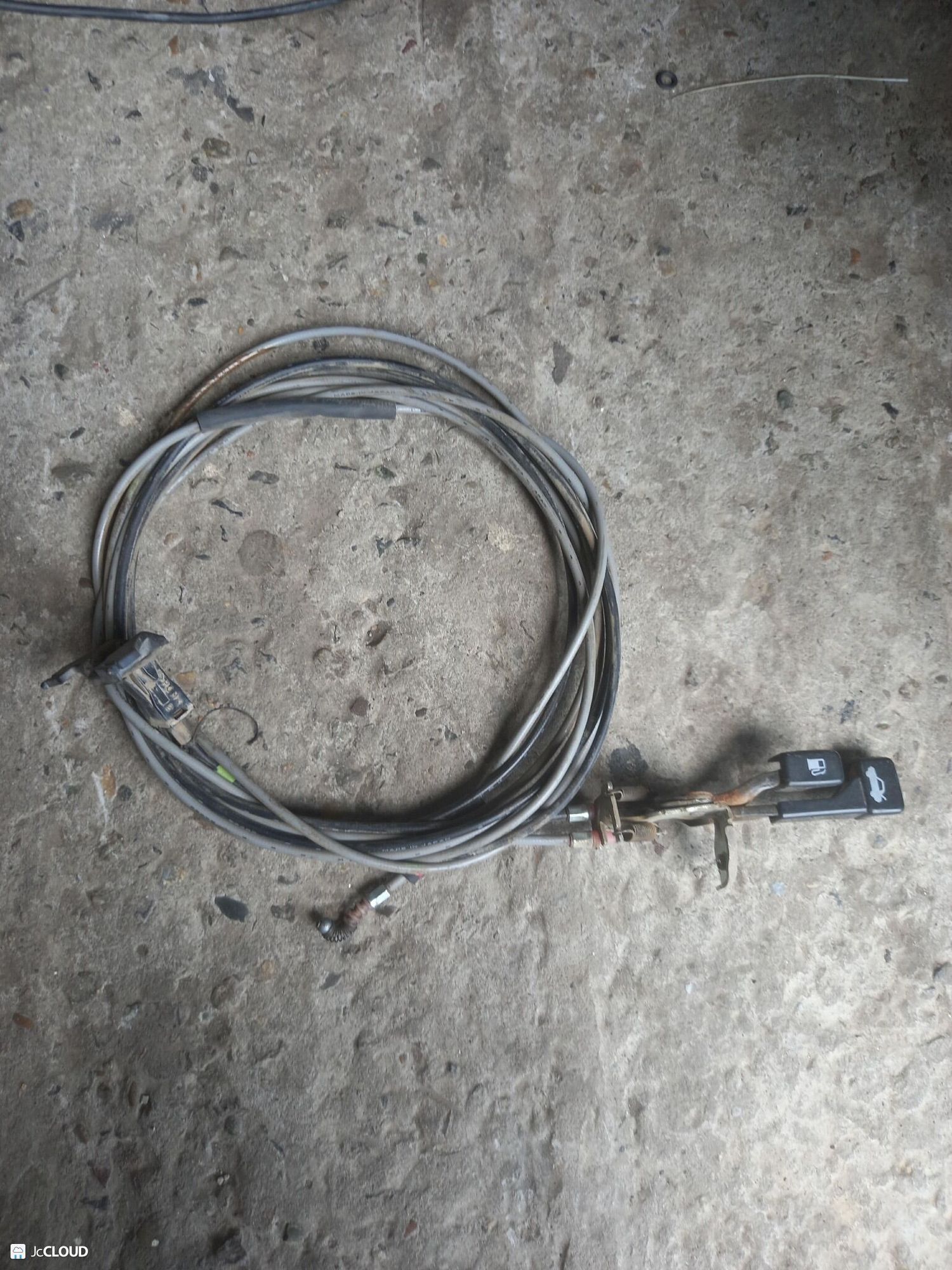 Трос багажника MITSUBISHI LANCER CS1A, 3500 рублей, Невинномысск